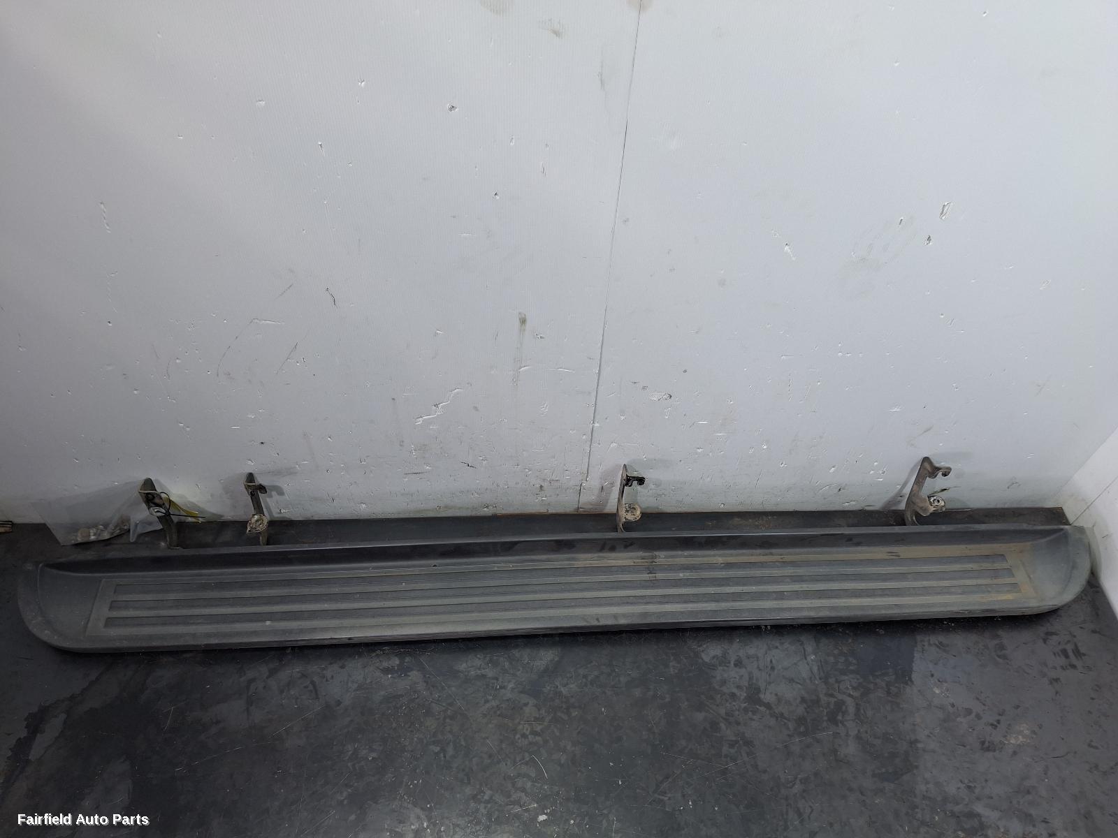 2012-2020 Holden Colorado Side Step Skirt
