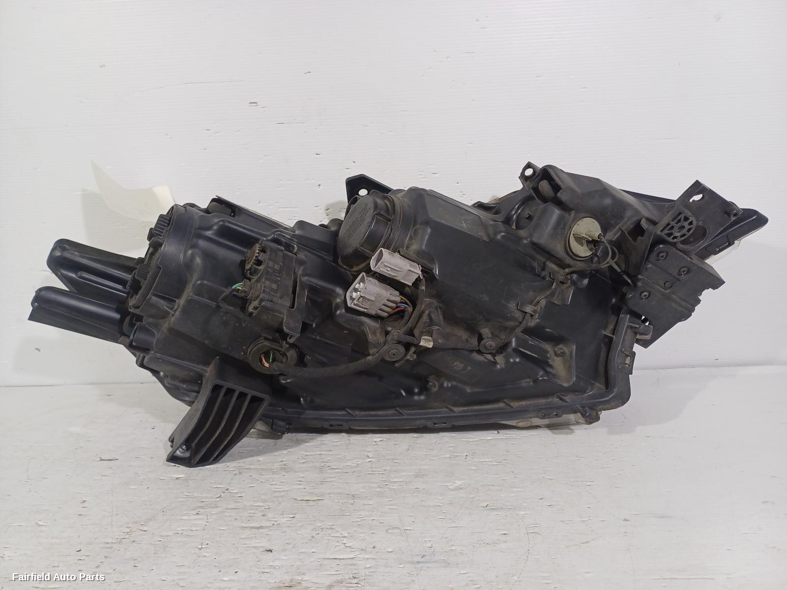 2015 Mitsubishi Outlander Left Headlamp