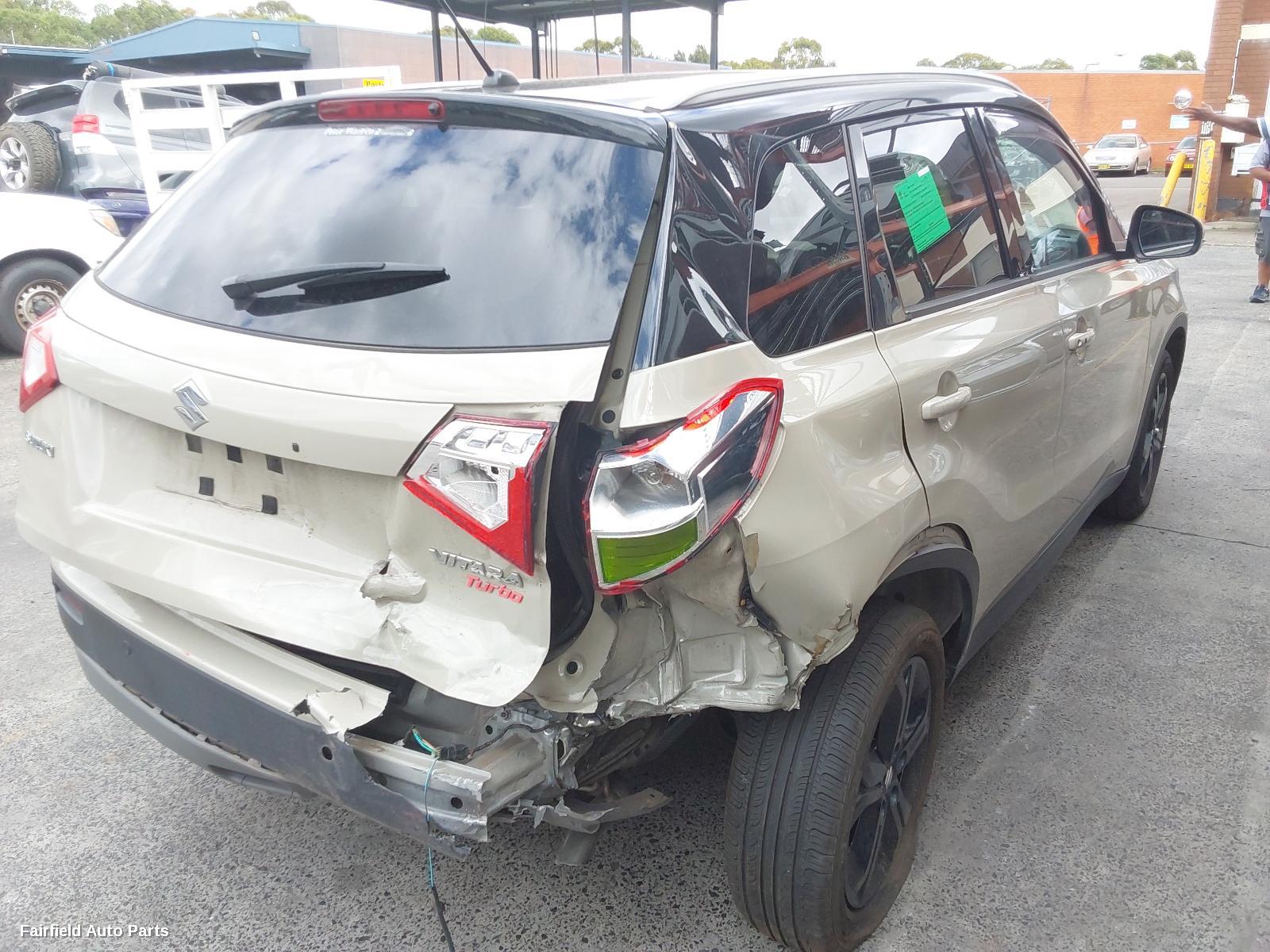 2017 Suzuki Vitara Fan