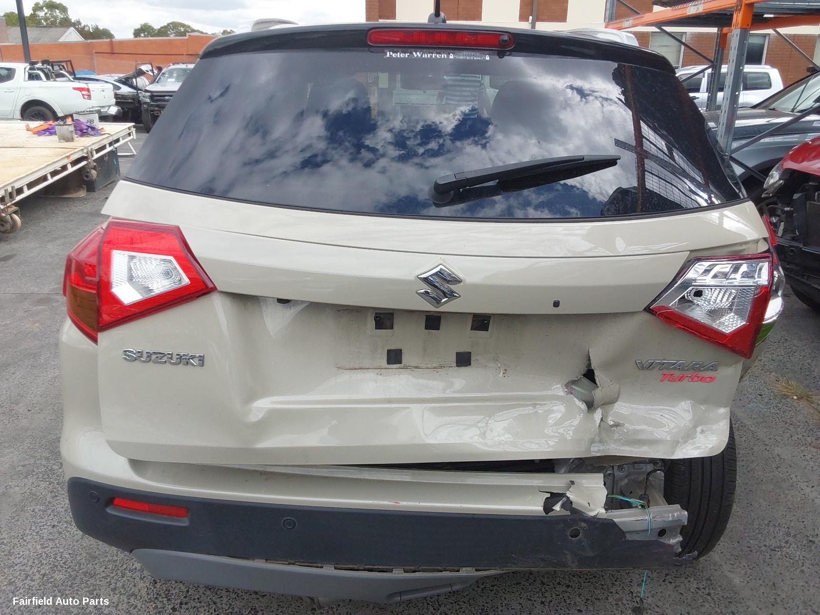 2017 Suzuki Vitara Left Door Mirror