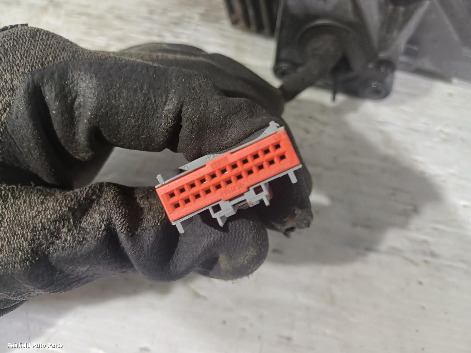 2015-2019 Land Rover Discovery Sport Left Door Mirror