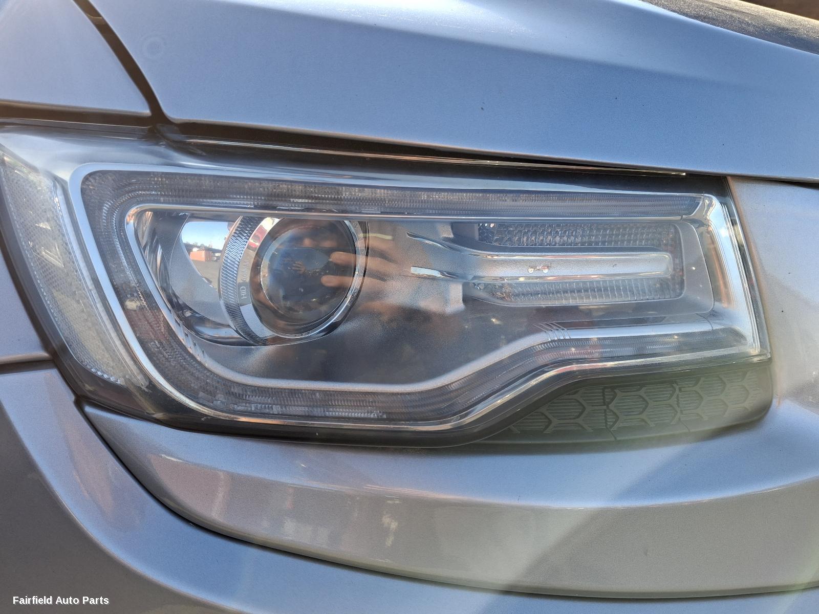 2014 Jeep Grandcherokee Left Taillight