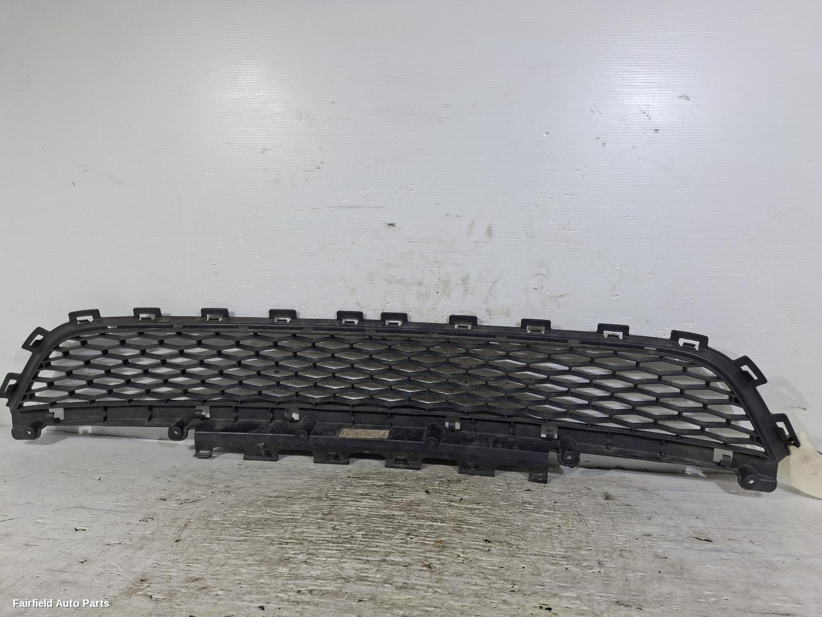 2015-2019 Land Rover Discovery Sport Grille