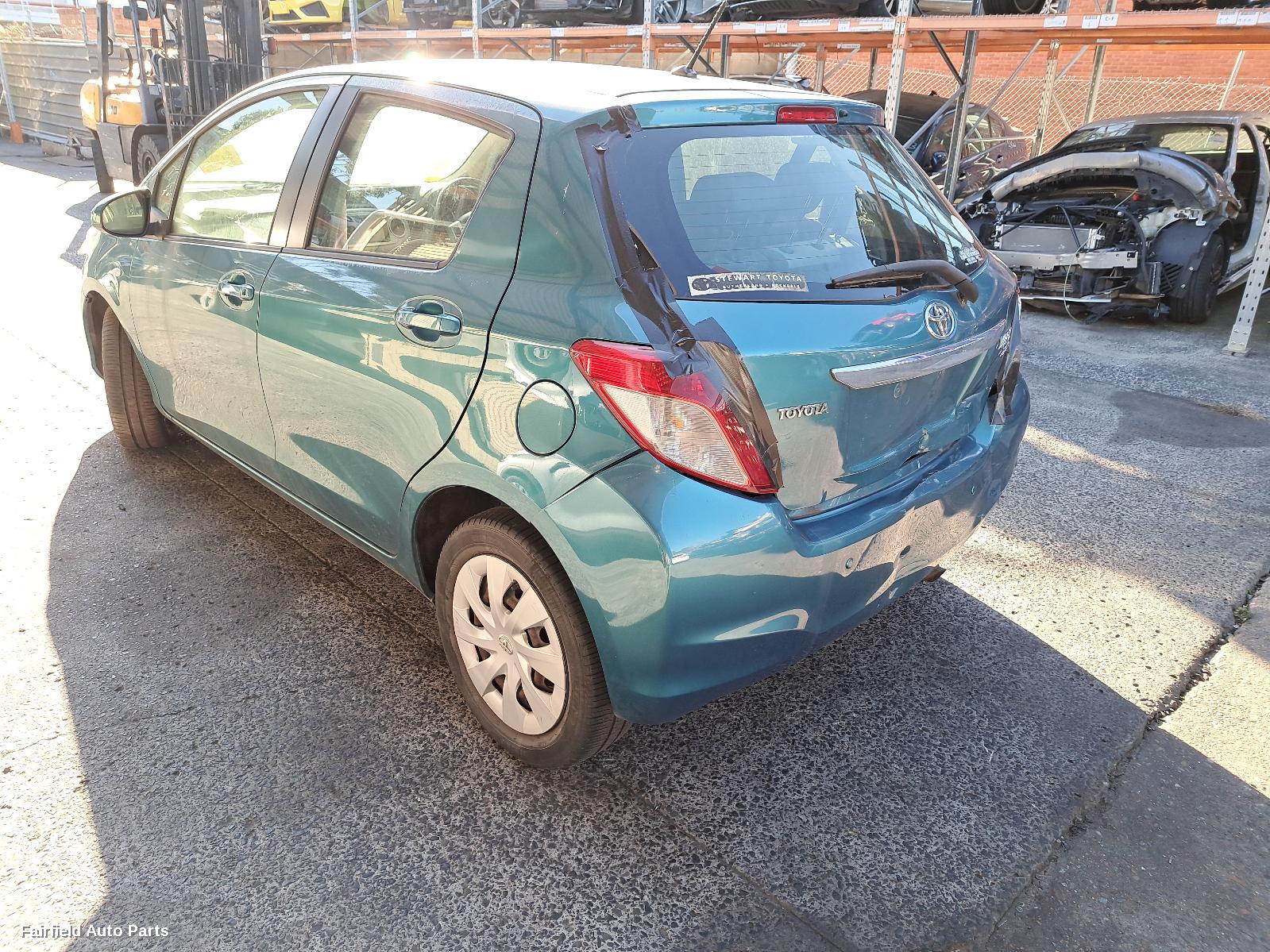 2013 Toyota Yaris Starter