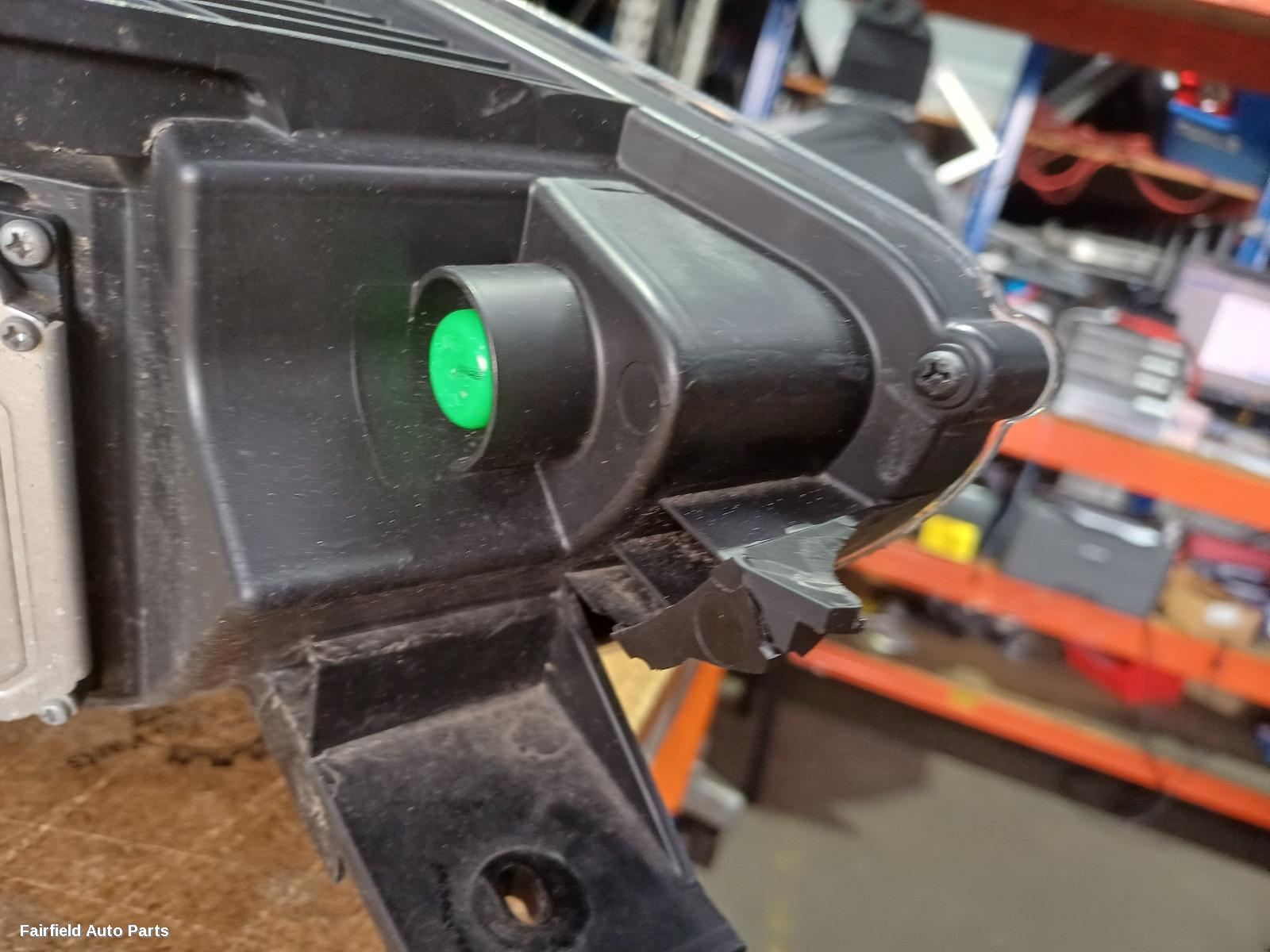 2019-2024 Ldv D90 Left Headlamp