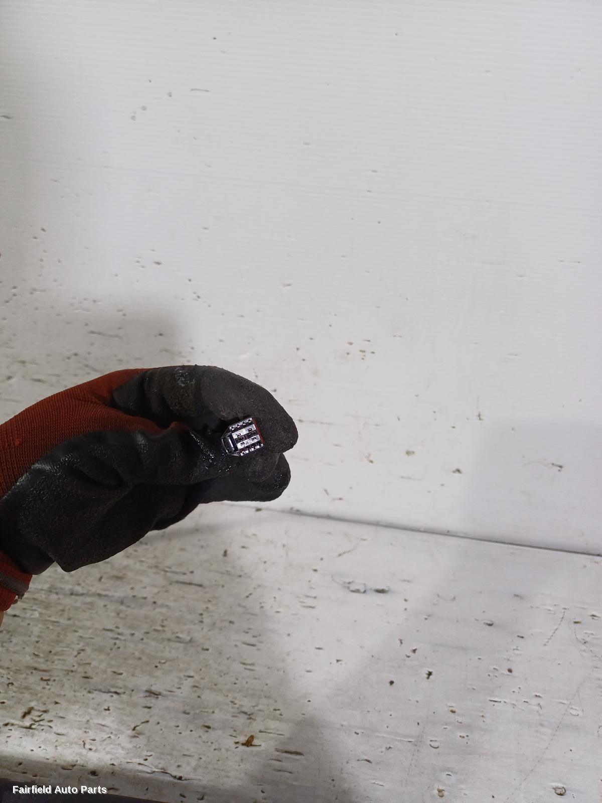 2015-2019 Land Rover Discovery Sport Hatch Strut