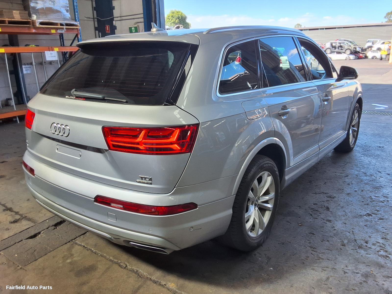 2017 Audi Q7 Sunvisor