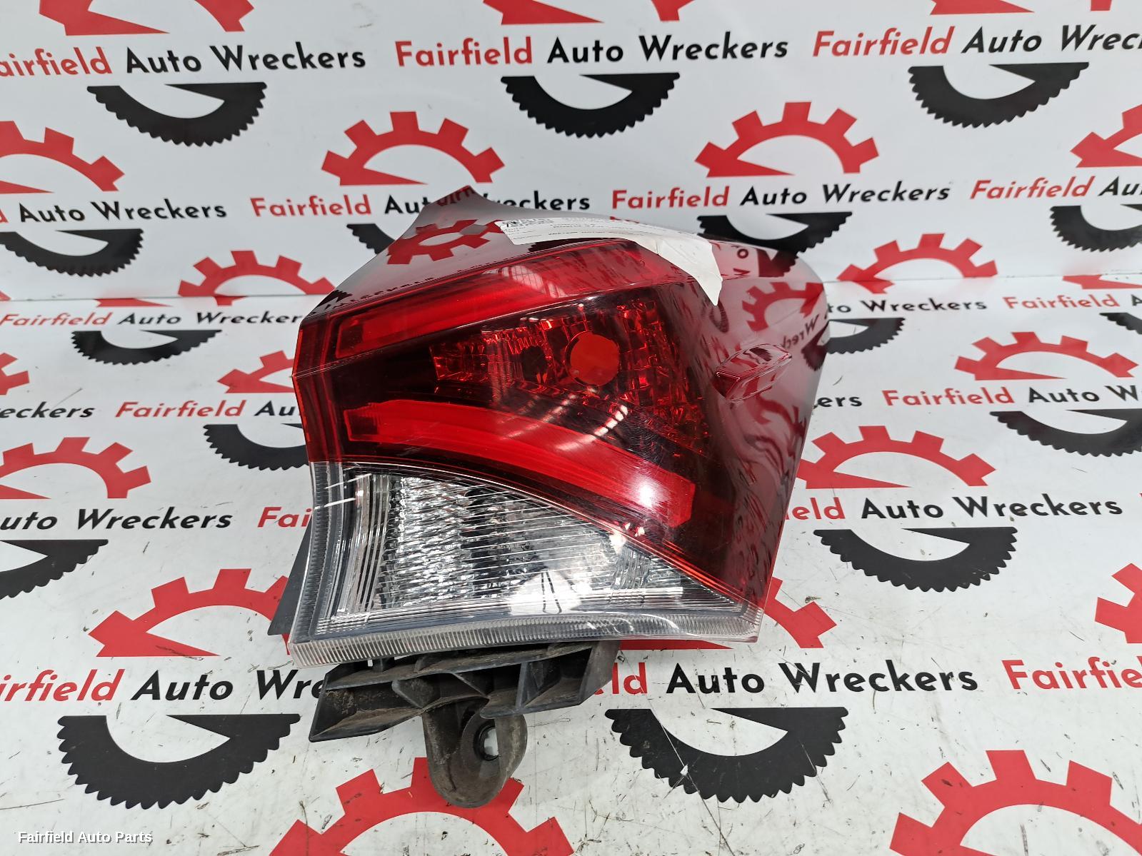 2015 Toyota Corolla Right Taillight