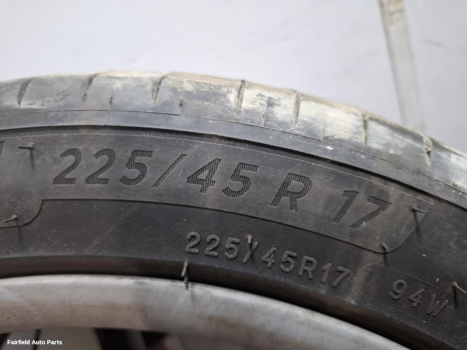 2012-2015 Mercedes A Class Wheel Mag