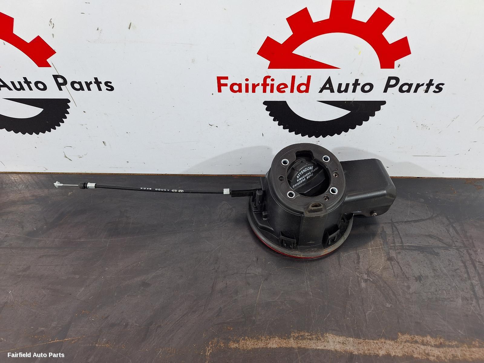 2012-2017 Hyundai I30 Fuel Door Filler