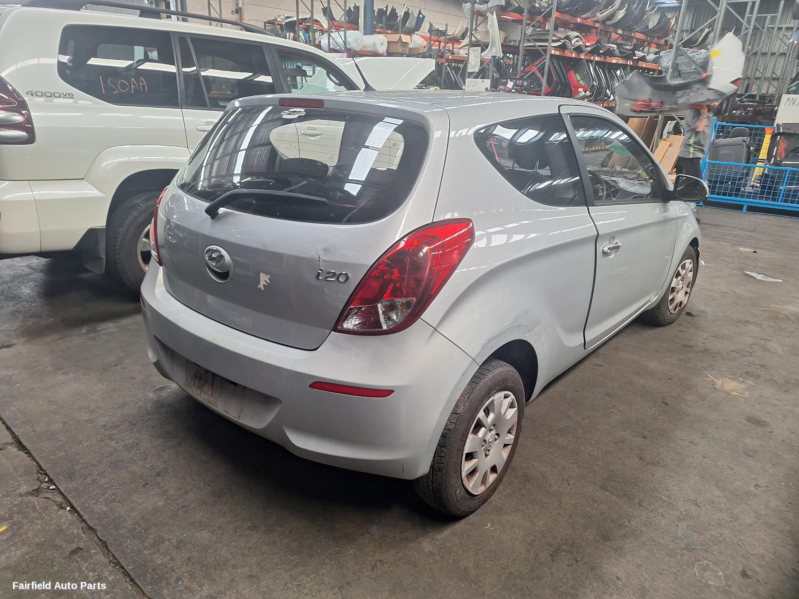 2013 Hyundai I20 Grille