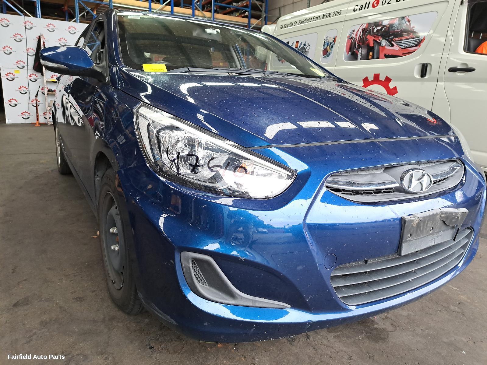 2017 Hyundai Accent Right Front Hub Assembly