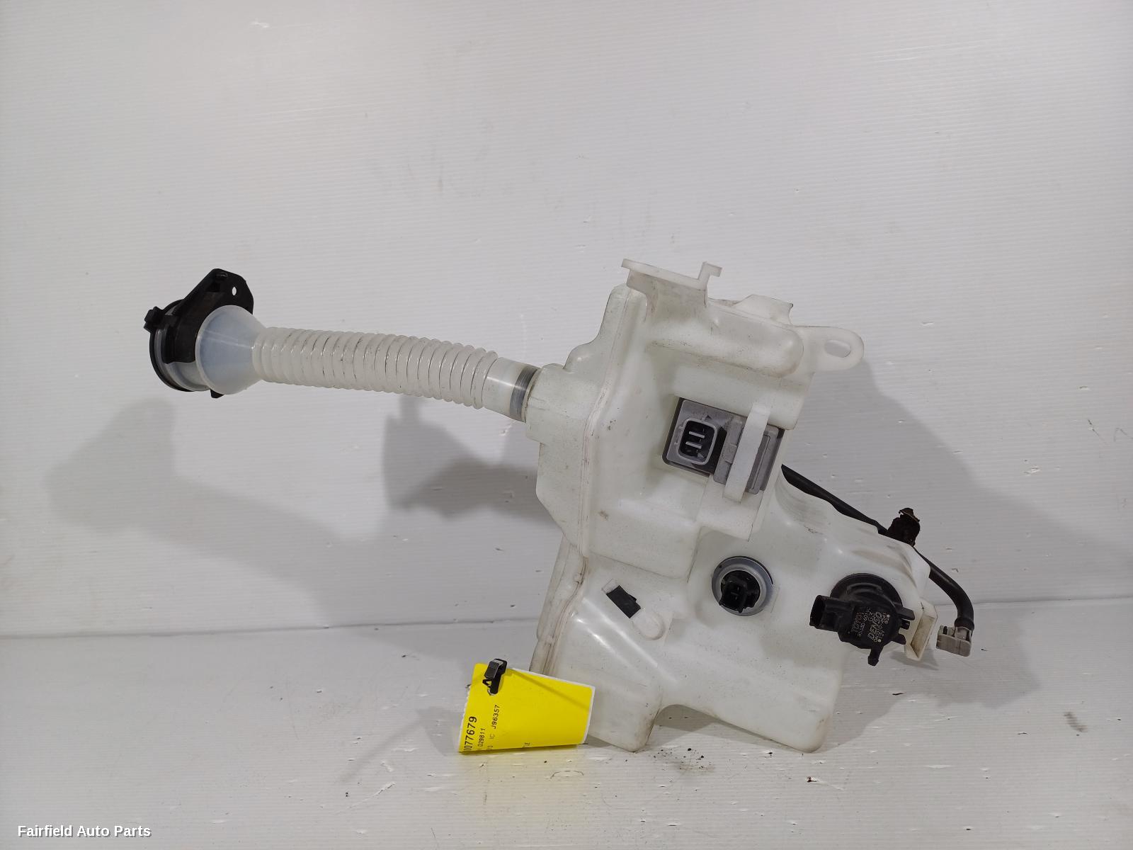2012-2013 Lexus Gs Washer Bottle