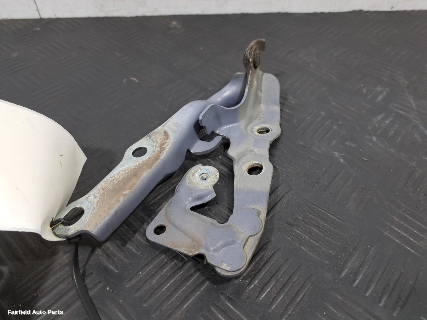 2006-2011 Toyota Camry Bonnet Hinge Strut