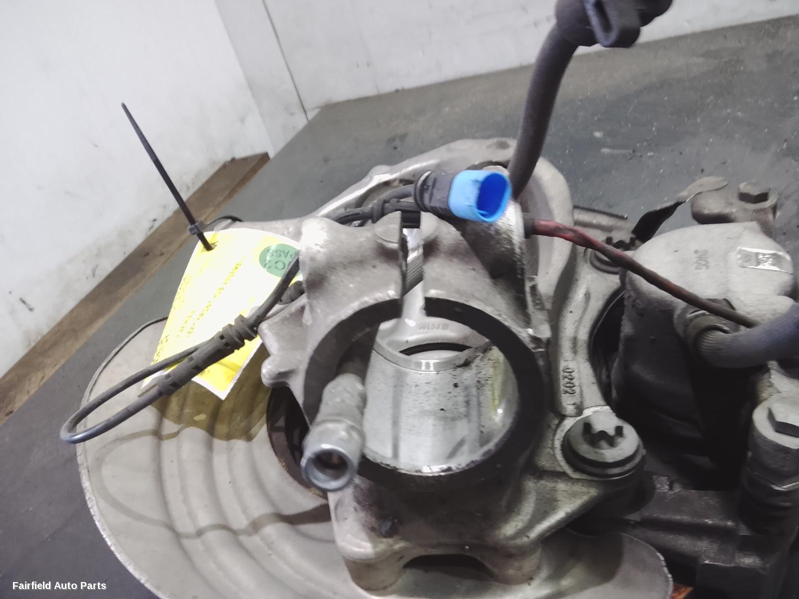 2018-2025 Bmw 3 Series Left Front Hub Assembly