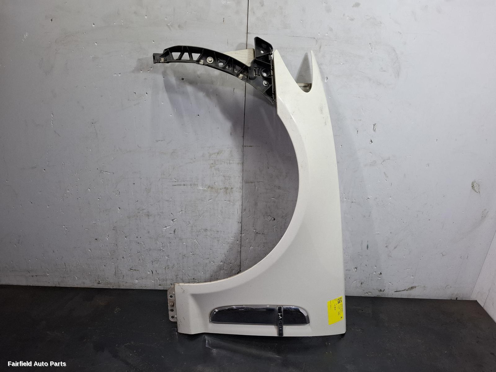 2008-2011 Jaguar Xf Left Guard