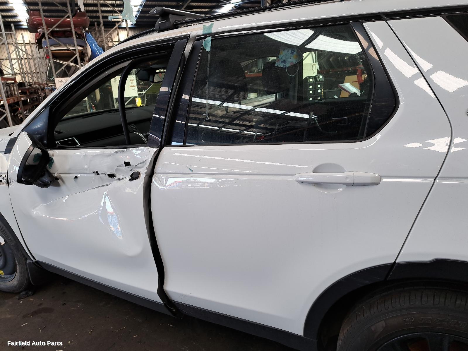 2015-2019 Land Rover Discovery Sport Rear Garnish