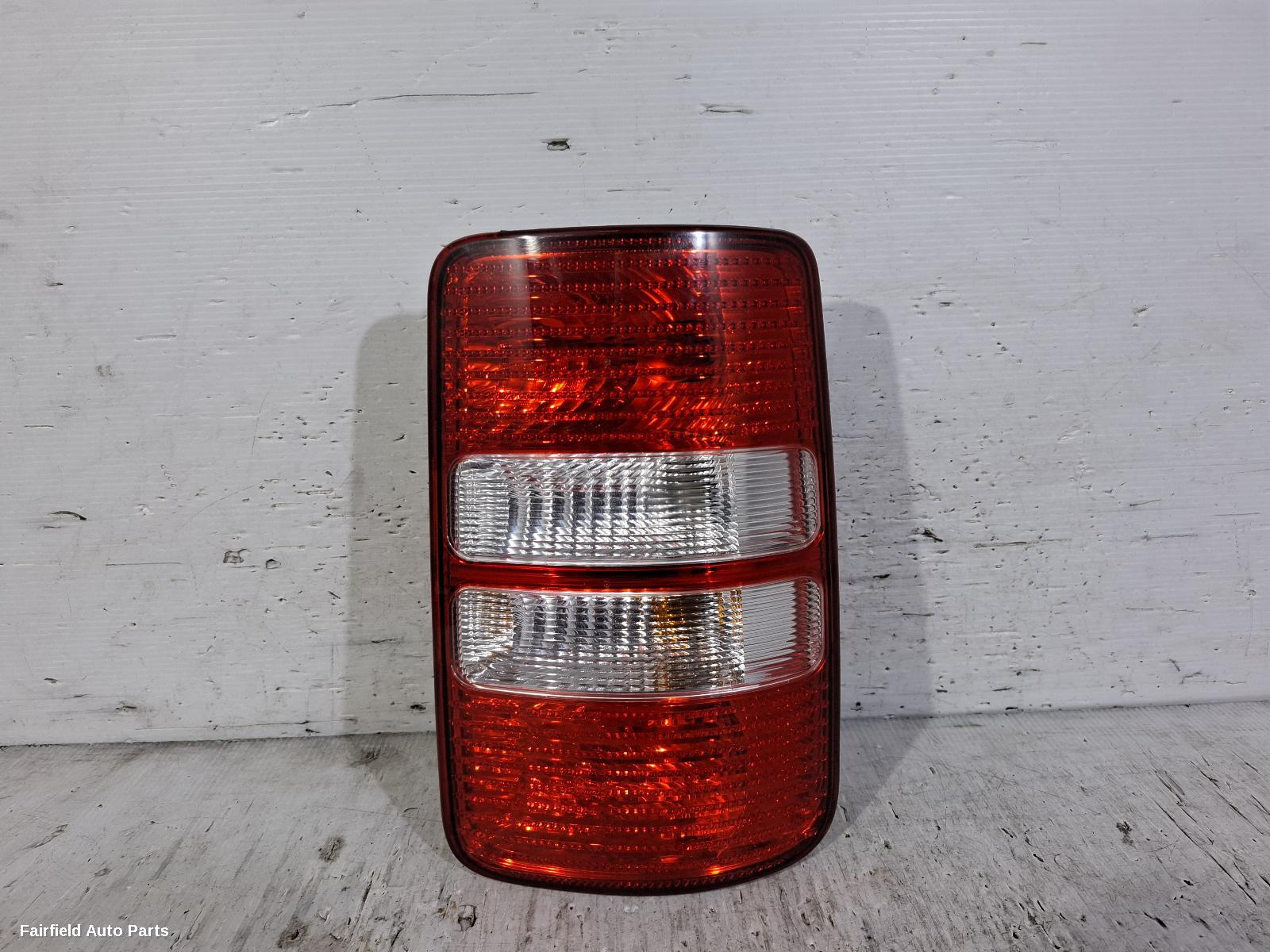 2010-2015 Volkswagen Caddy Right Taillight