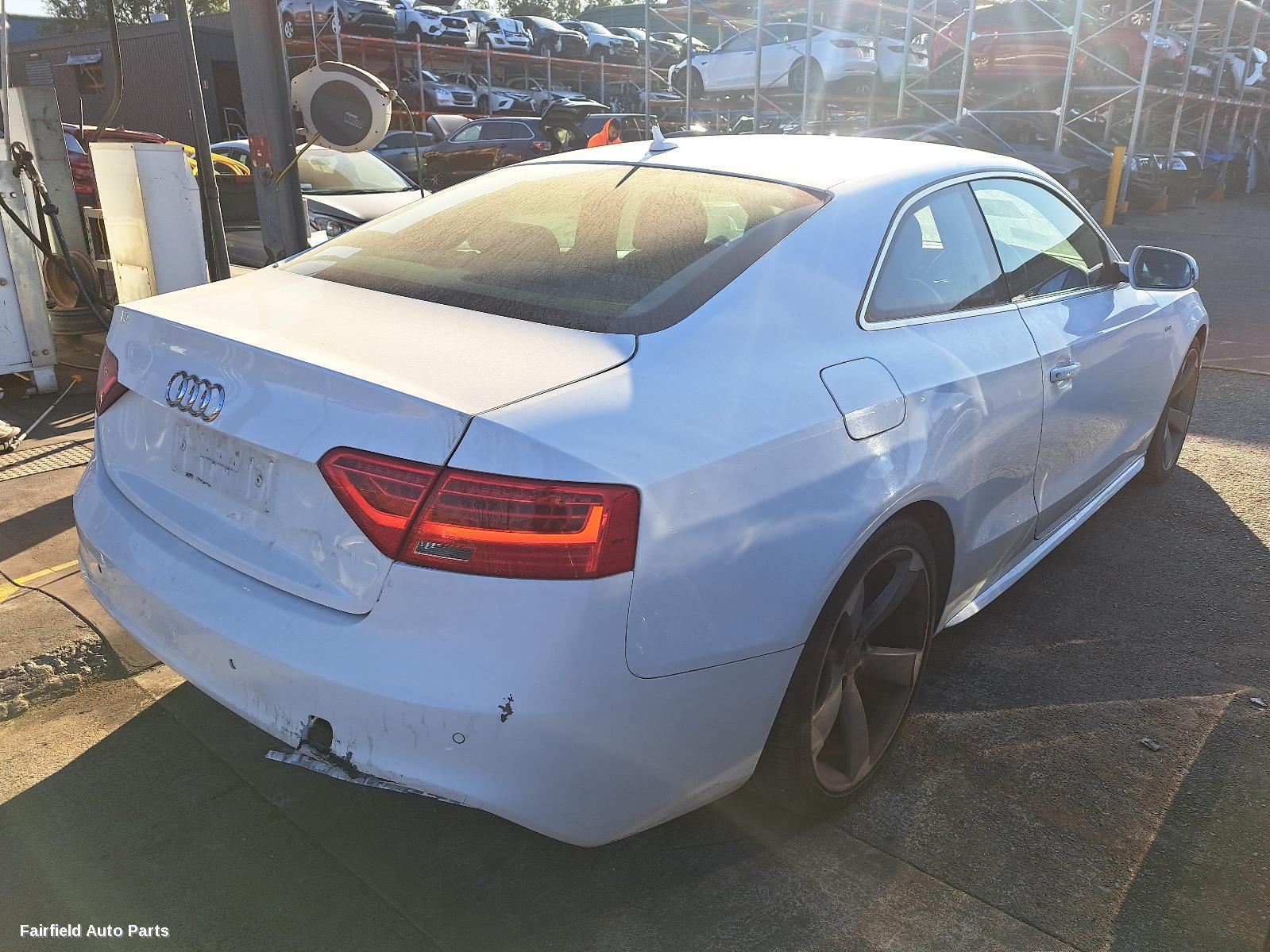 2013 Audi A5 Right Taillight