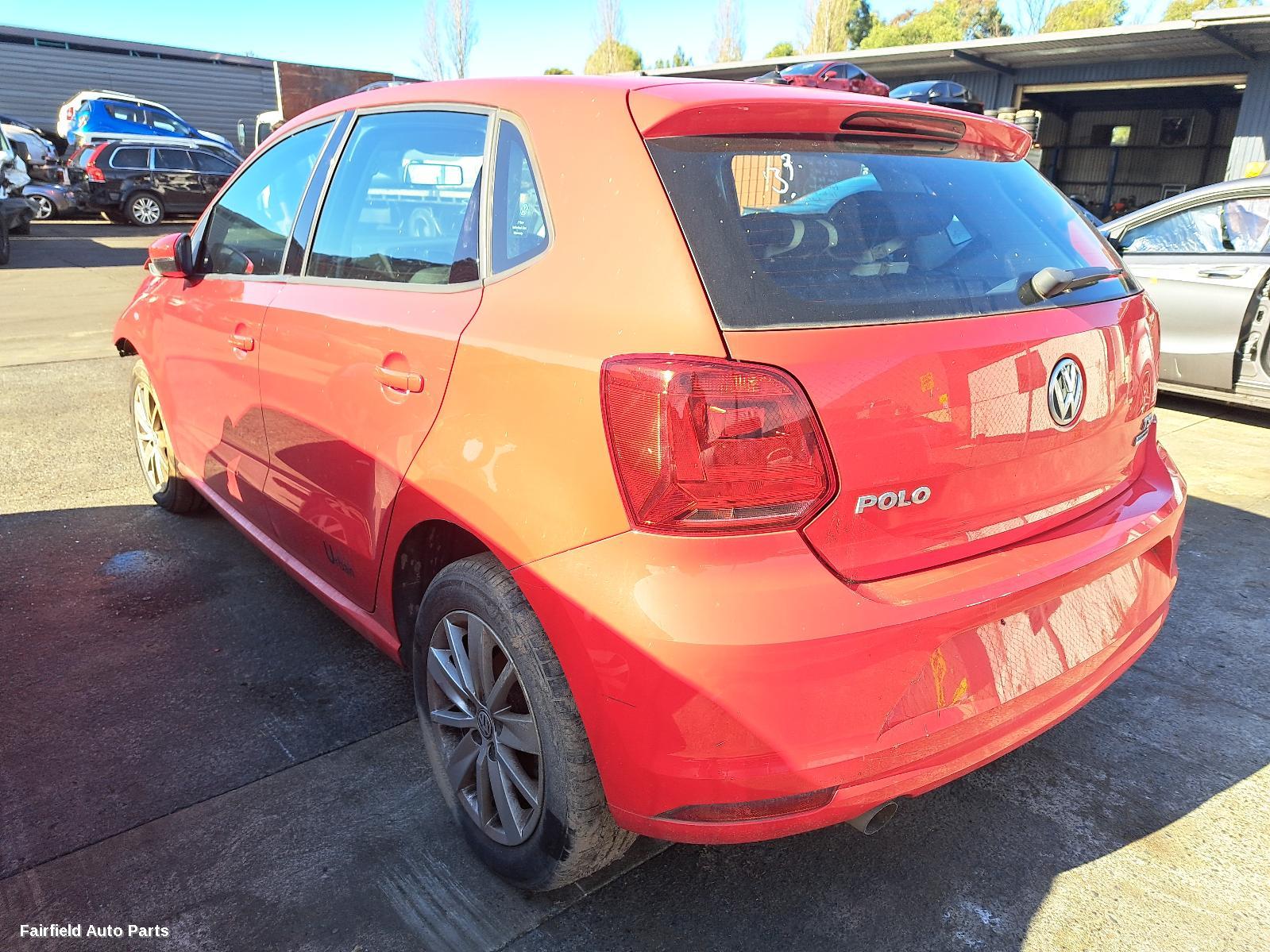 2017 Volkswagen Polo Left Rear Door Sliding