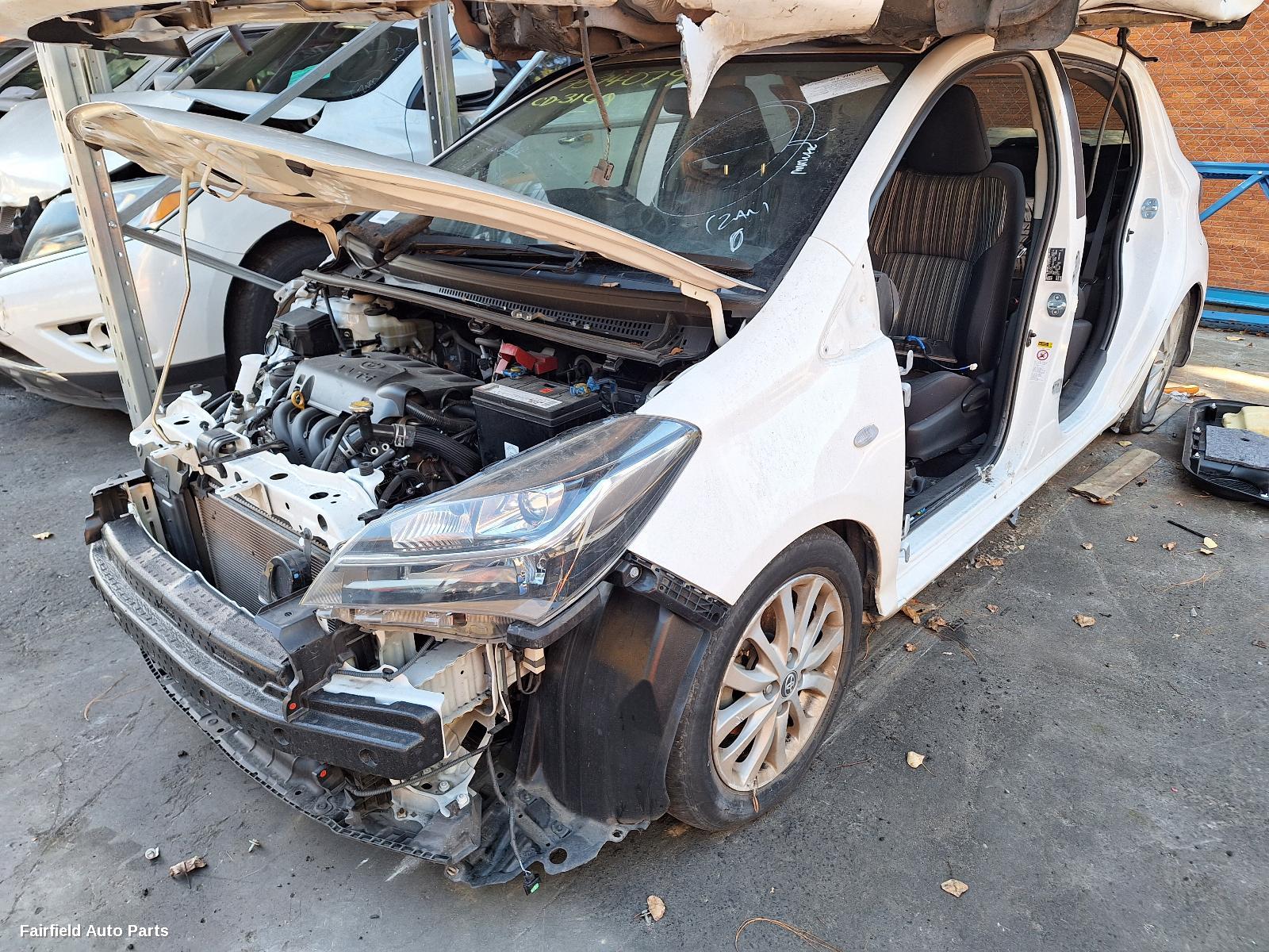 2015 Toyota Yaris Starter