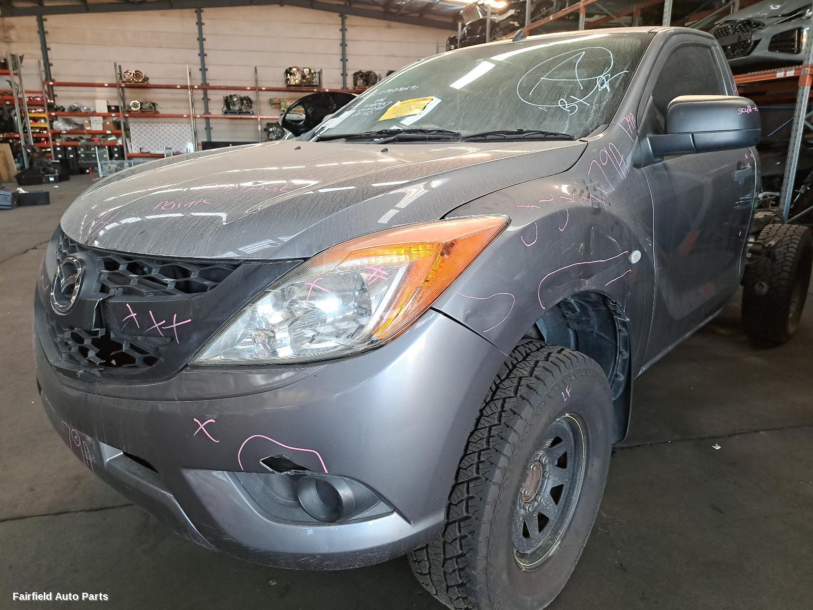 2013 Mazda Bt50 Right Front Hub Assembly