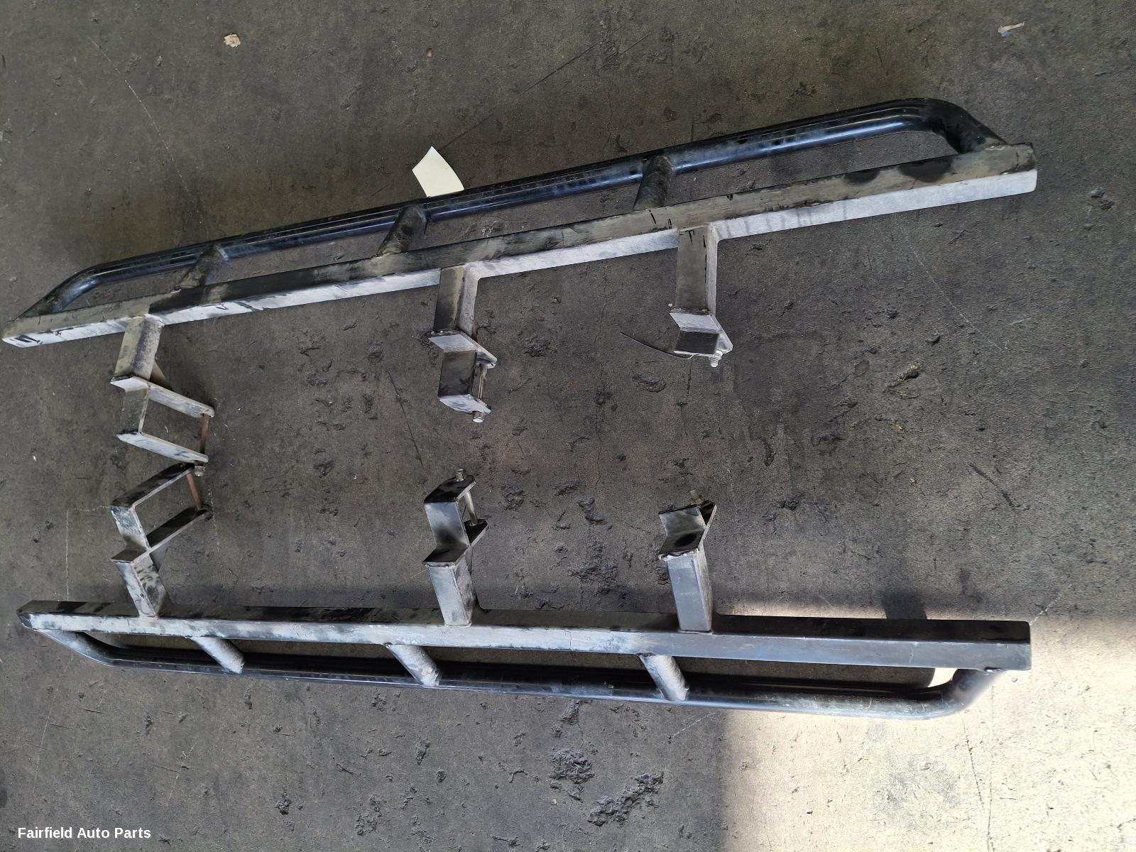 2010-2022 Volkswagen Amarok Side Step Skirt