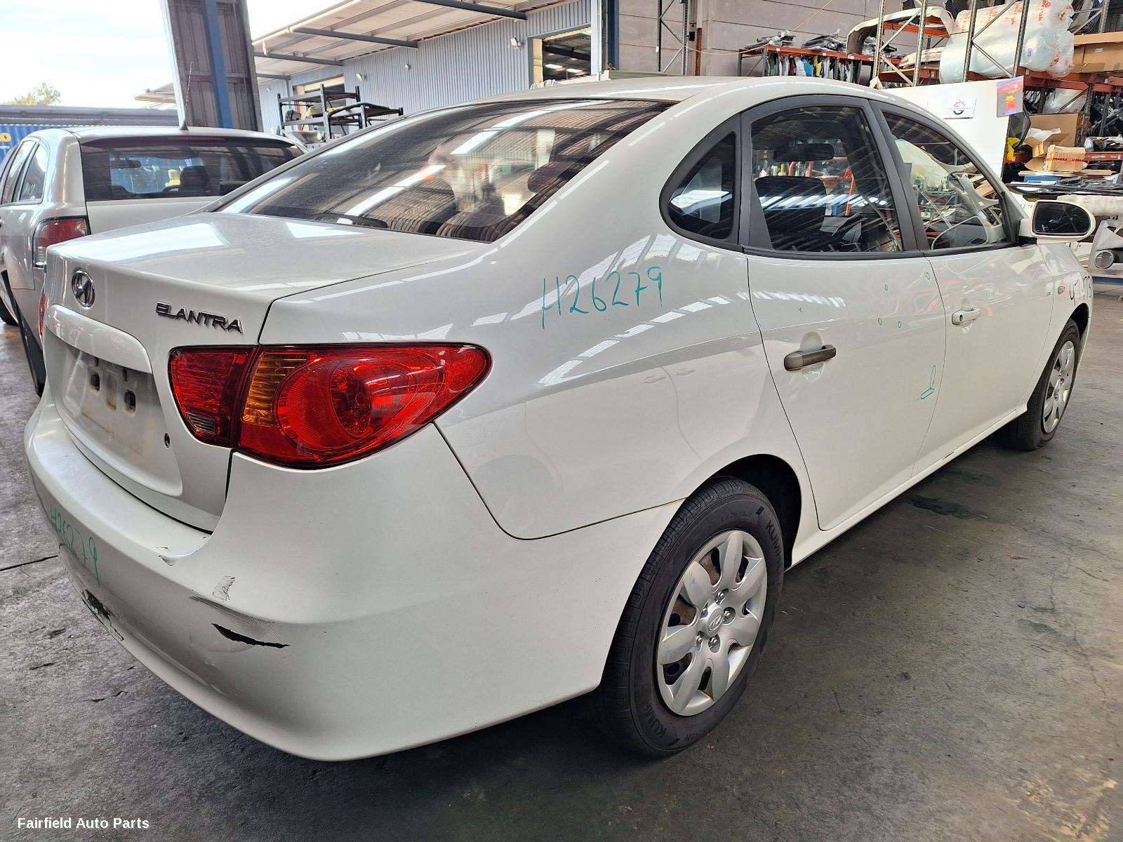 2009 Hyundai Elantra Left Headlamp