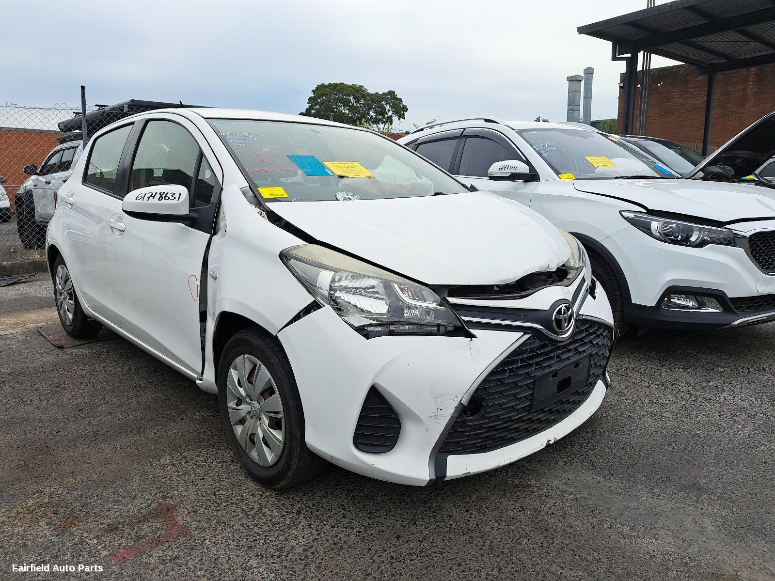 2015 Toyota Yaris Starter