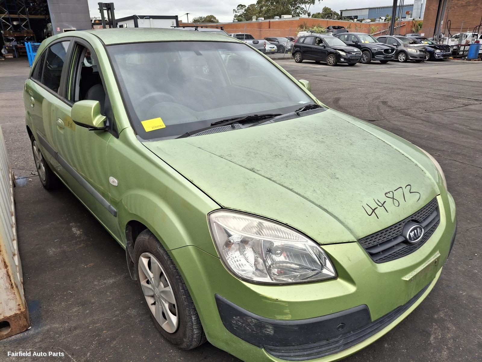 2007 Kia Rio Left Front Door
