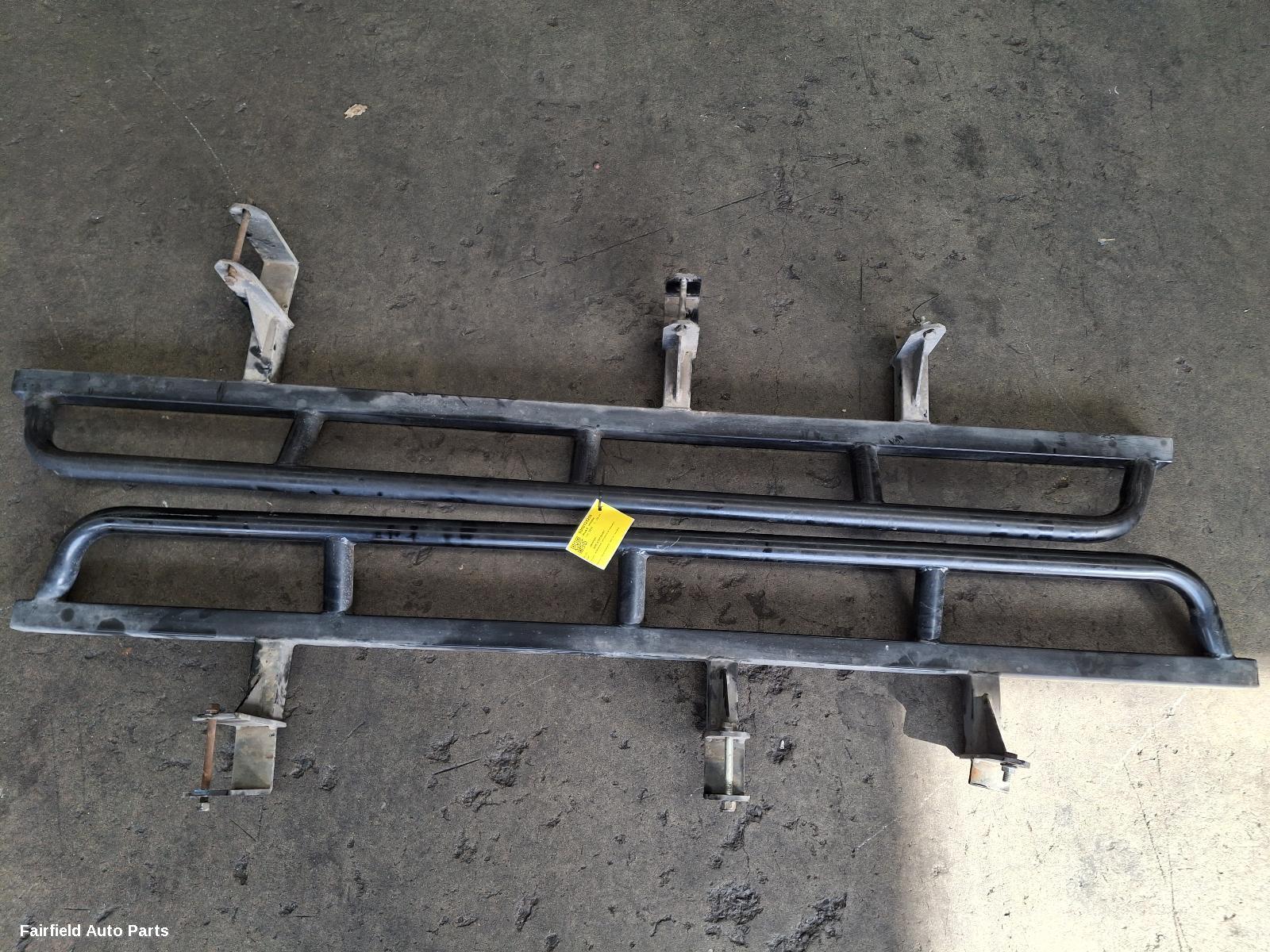 2010-2022 Volkswagen Amarok Side Step Skirt