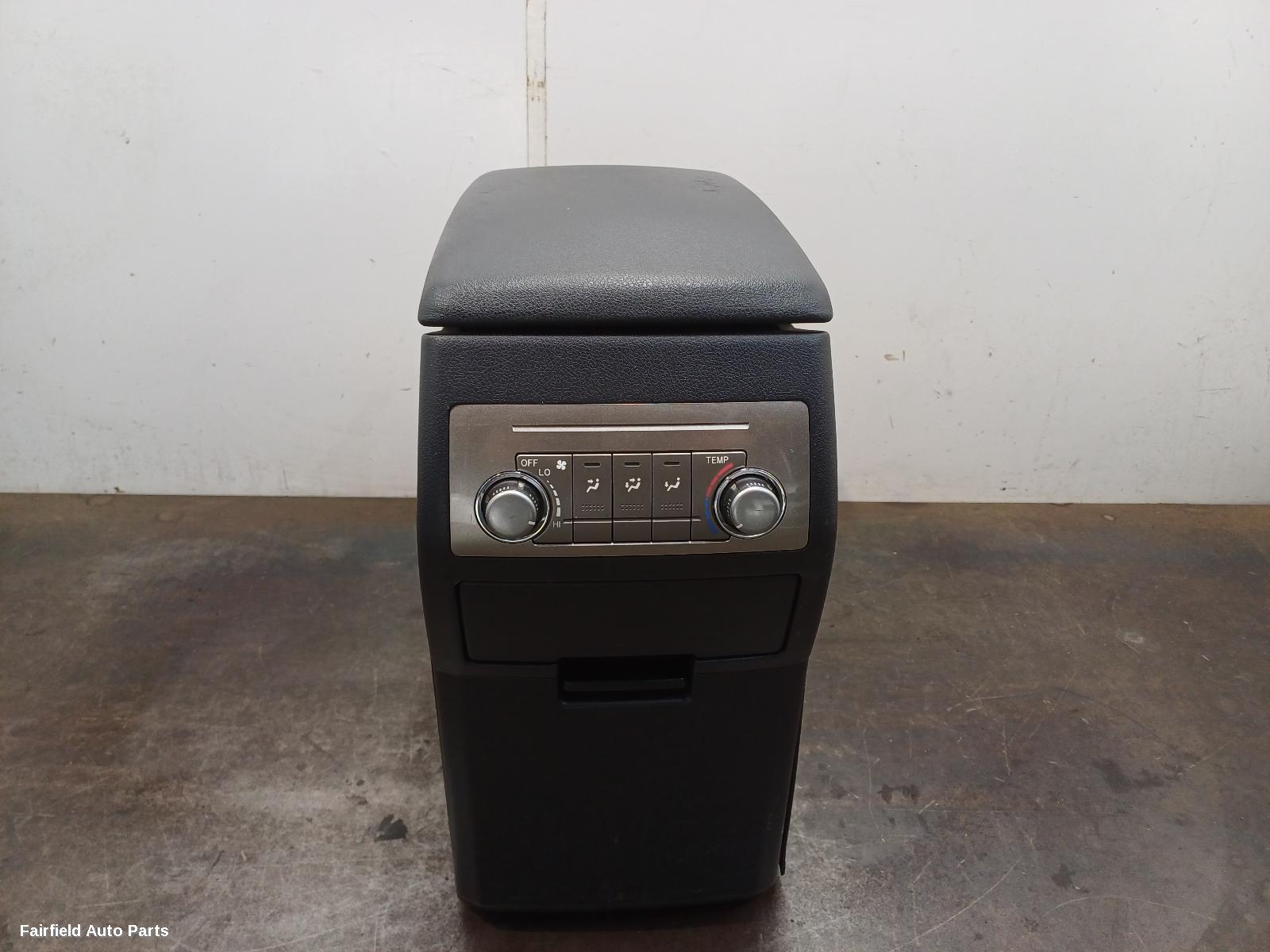 2007-2014 Toyota Kluger Console