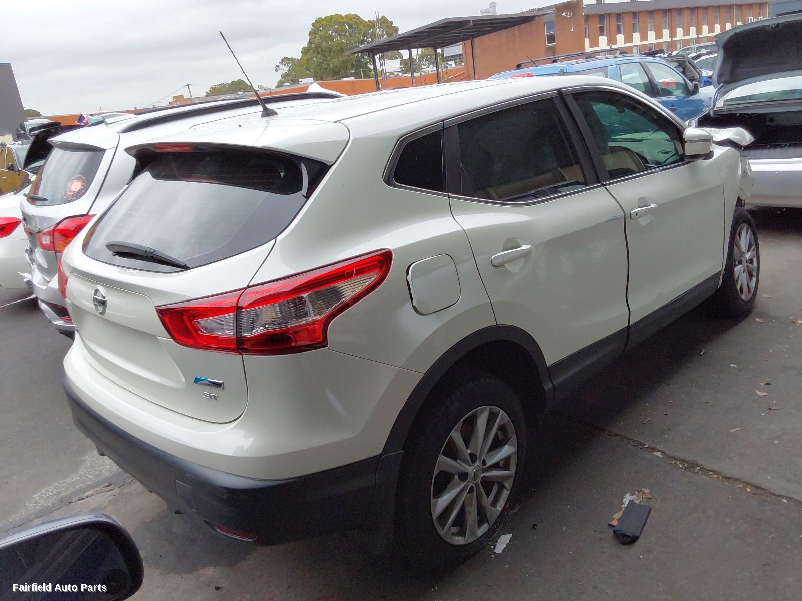 2013-2017 Nissan Qashqai Right Front Window Reg Motor