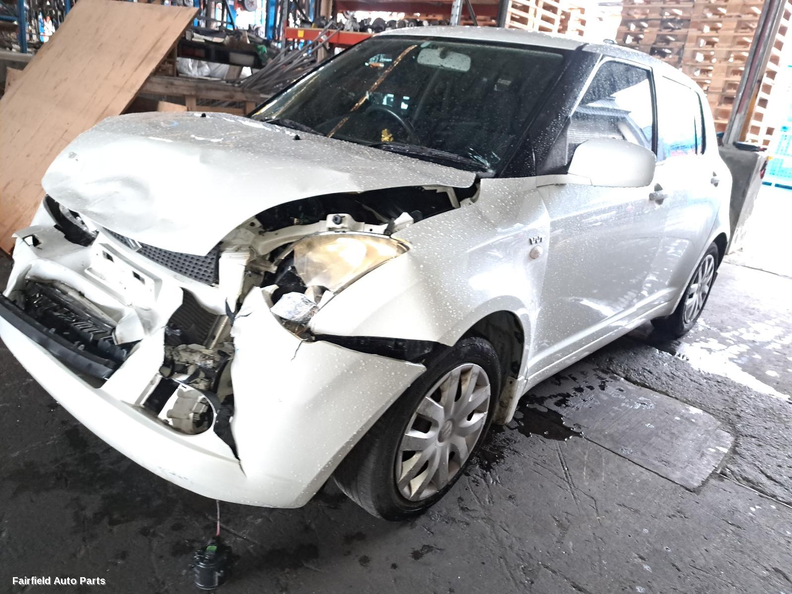 2005 Suzuki Swift Left Rear Door Sliding