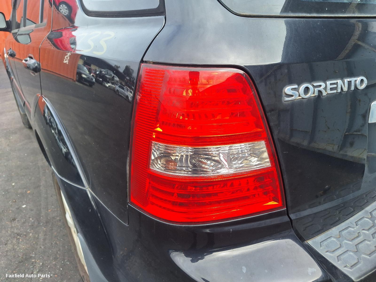 2003-2009 Kia Sorento Right Door Mirror