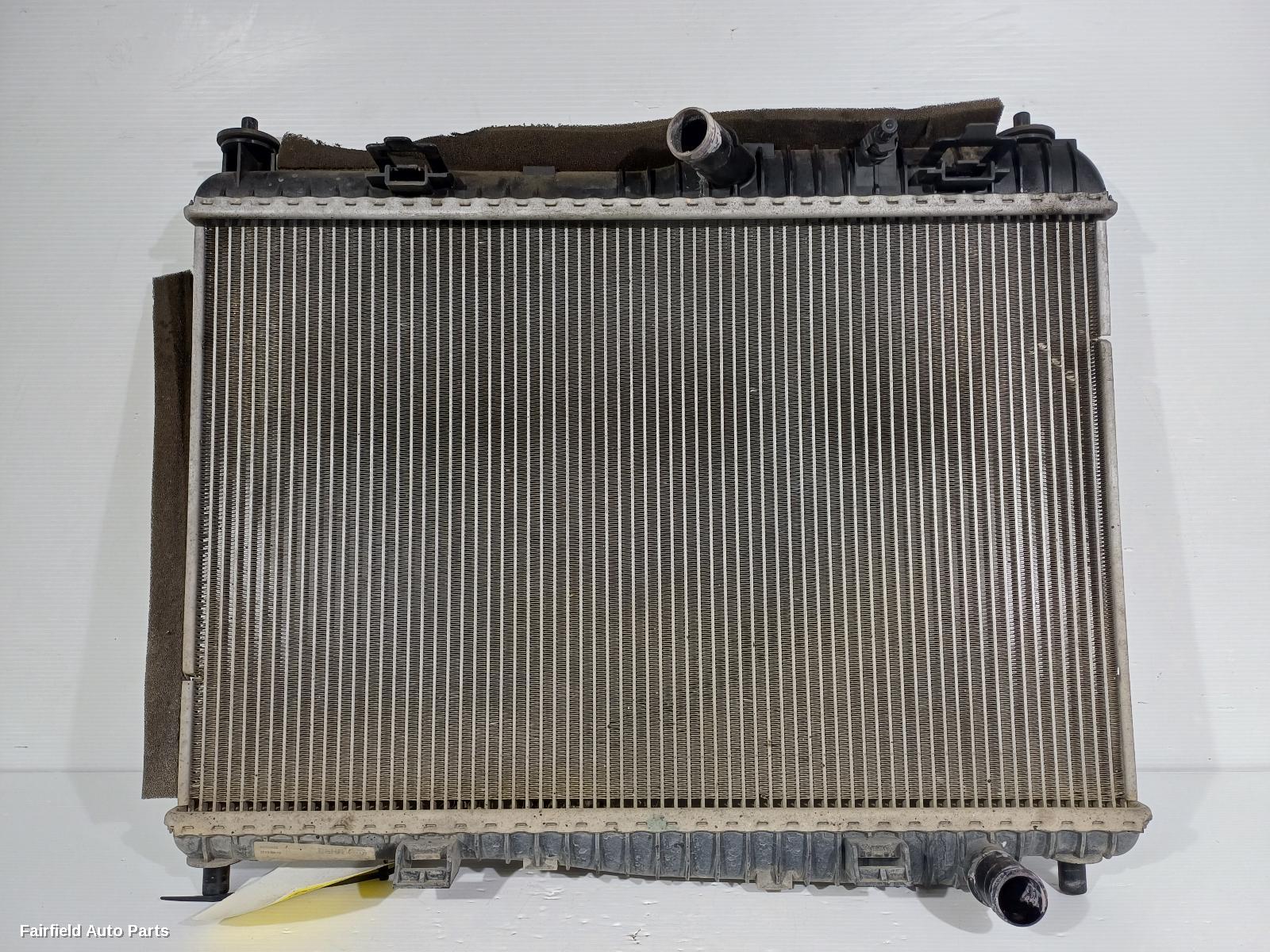 2010-2014 Ford Fiesta Radiator