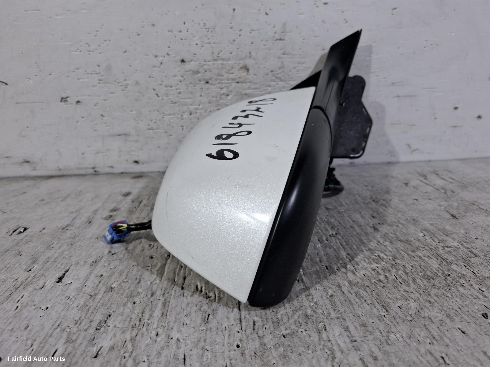2022-2026 Tesla Model Y Right Door Mirror