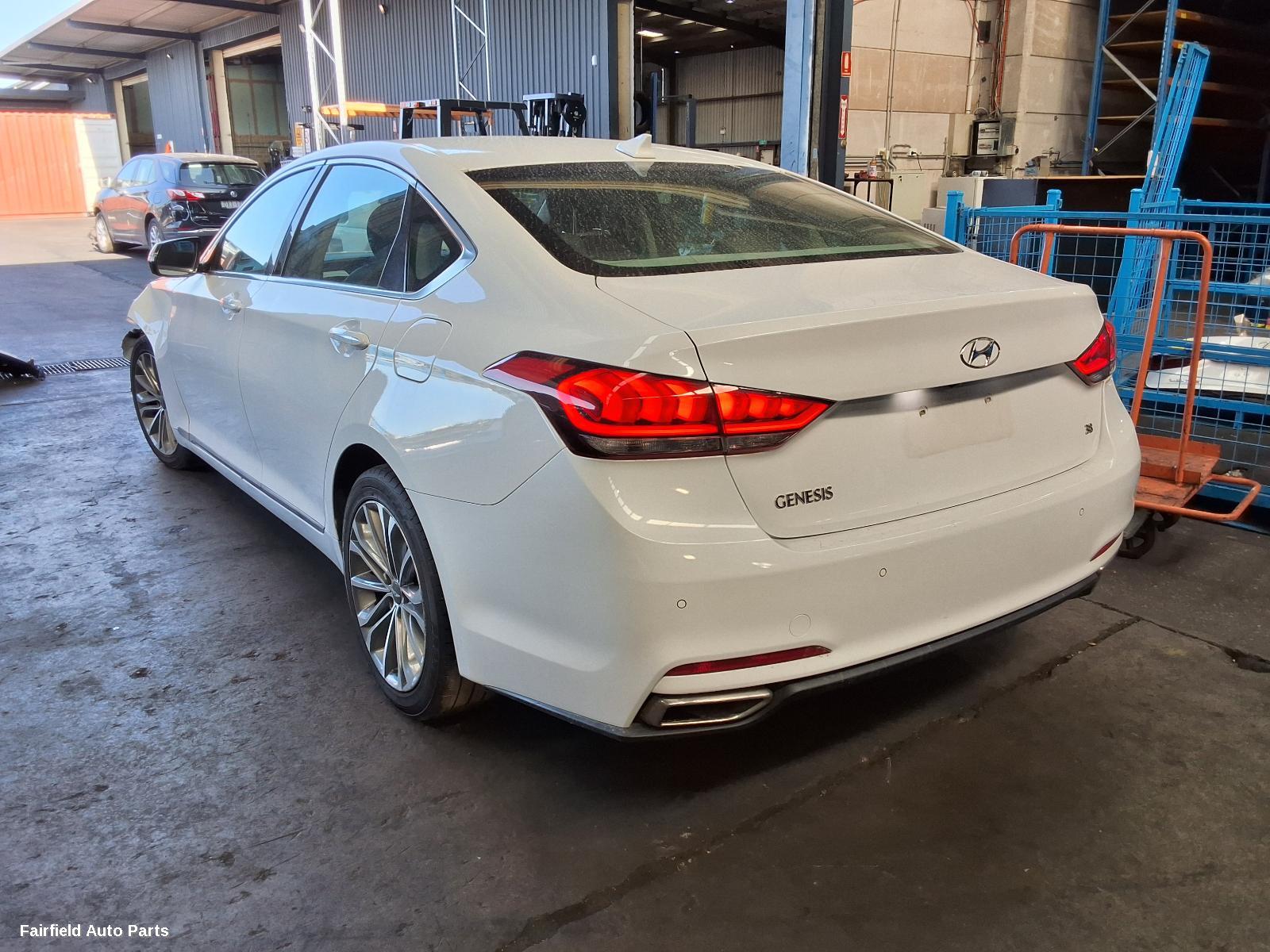 2015 Hyundai Genesis Bonnet