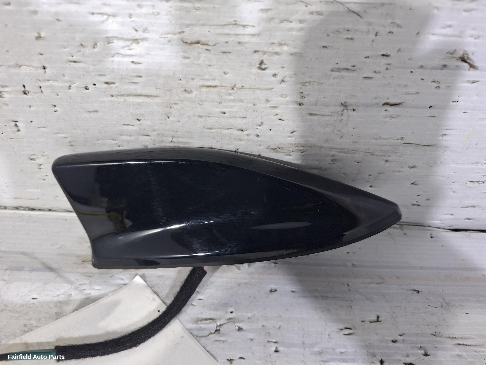 2021-2026 Mitsubishi Outlander Antenna