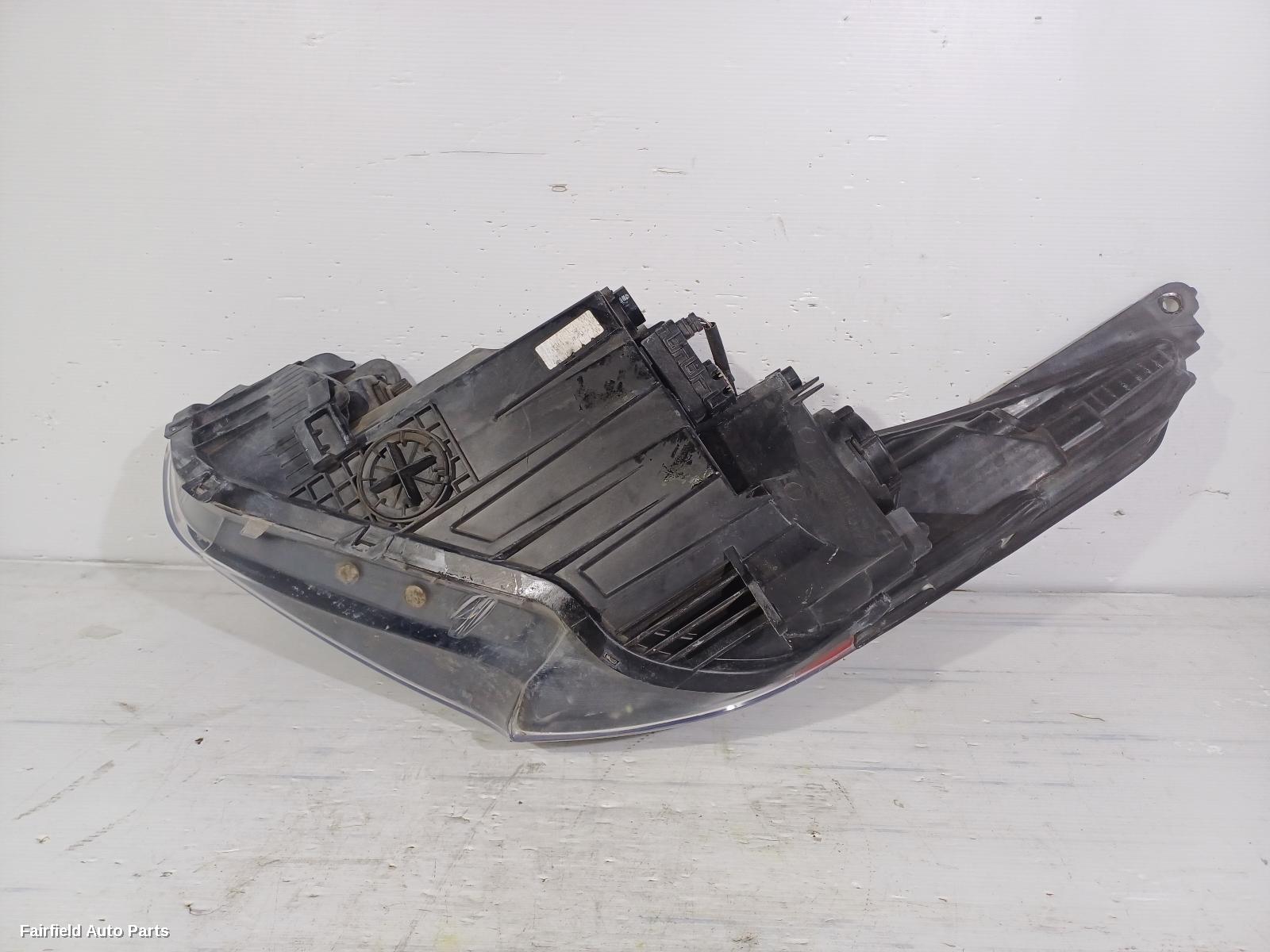 2011-2018 Hyundai Veloster Right Headlamp