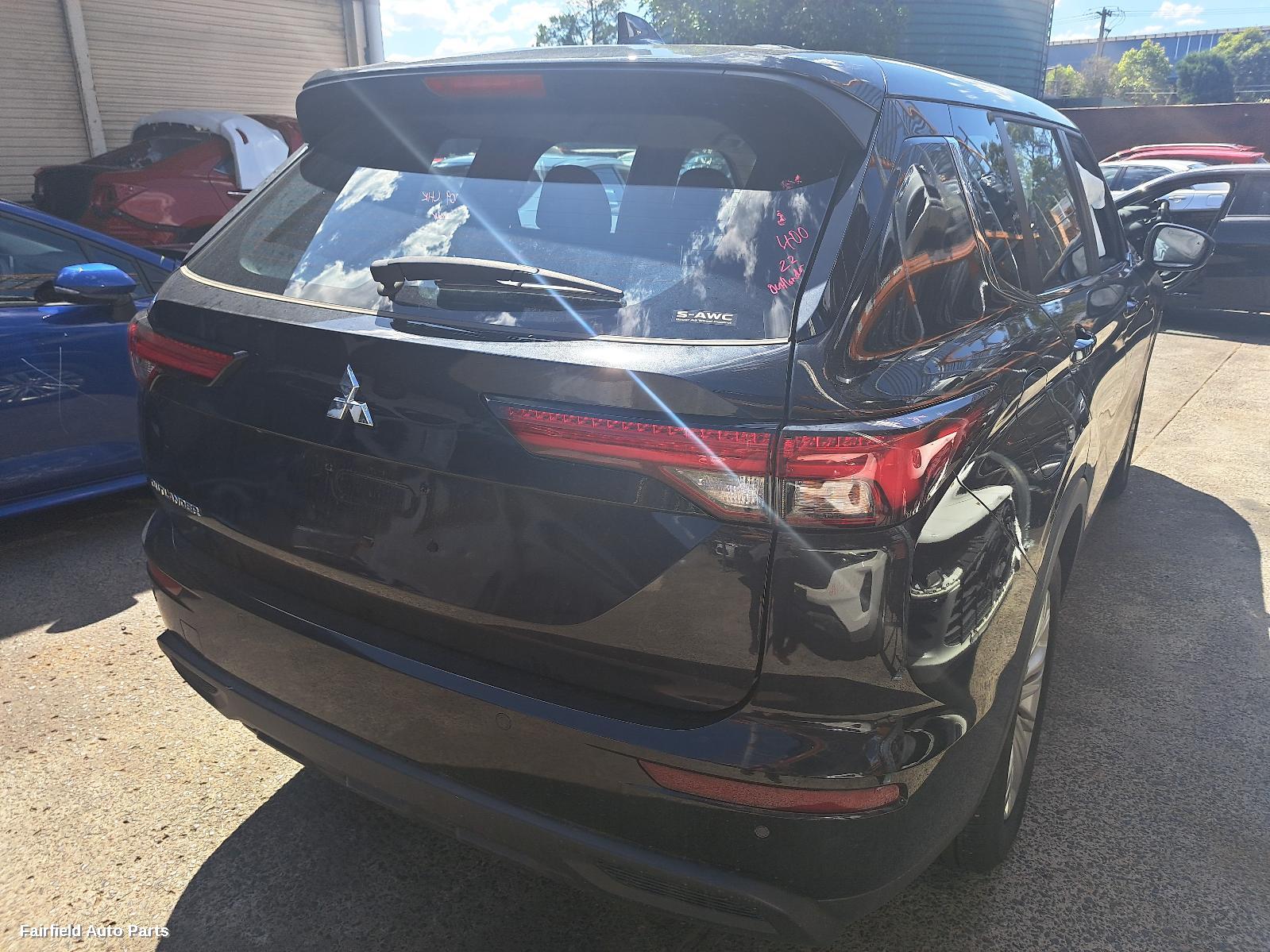 2022 Mitsubishi Outlander Starter