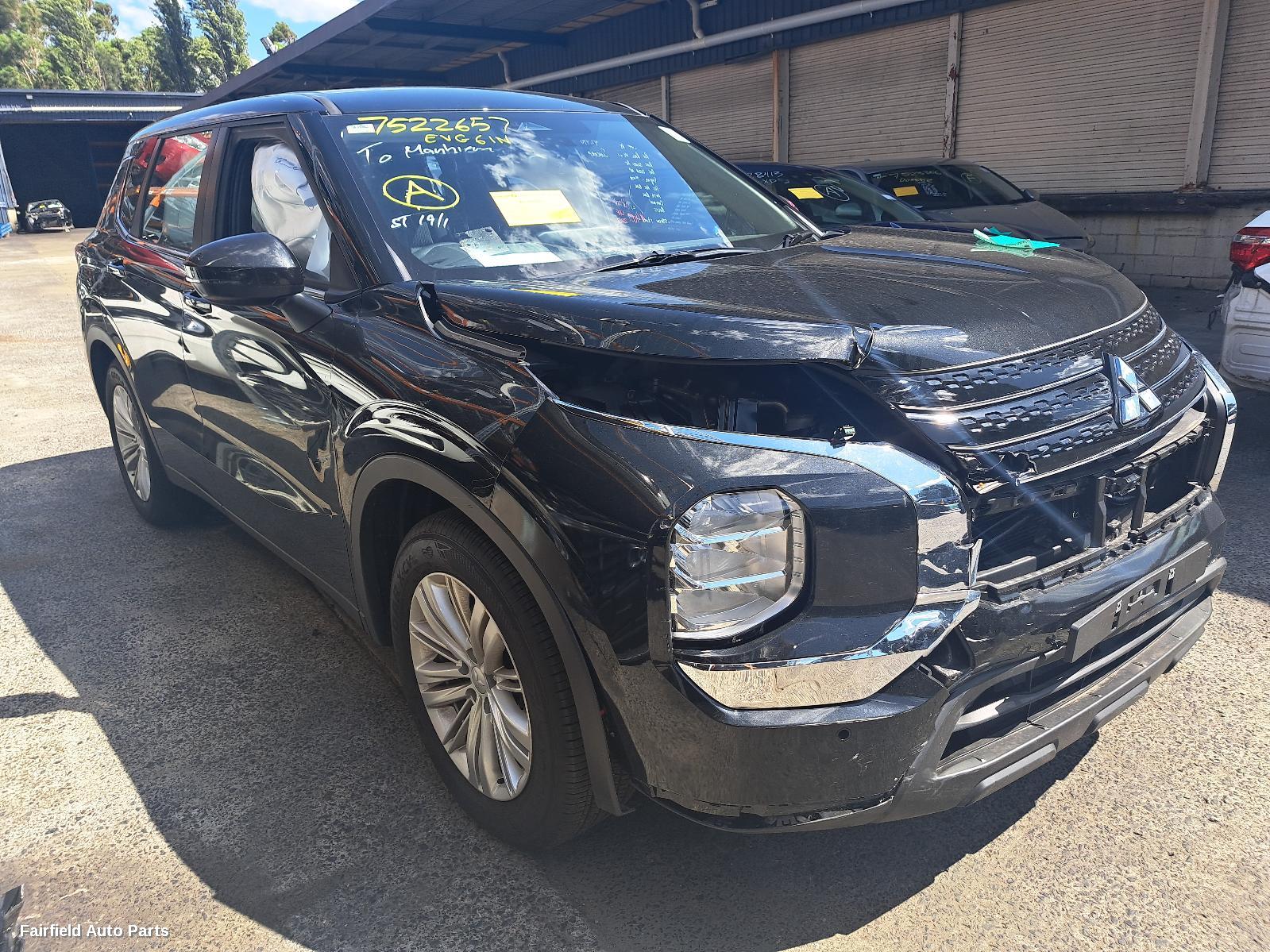 2022 Mitsubishi Outlander Fuel Door Filler