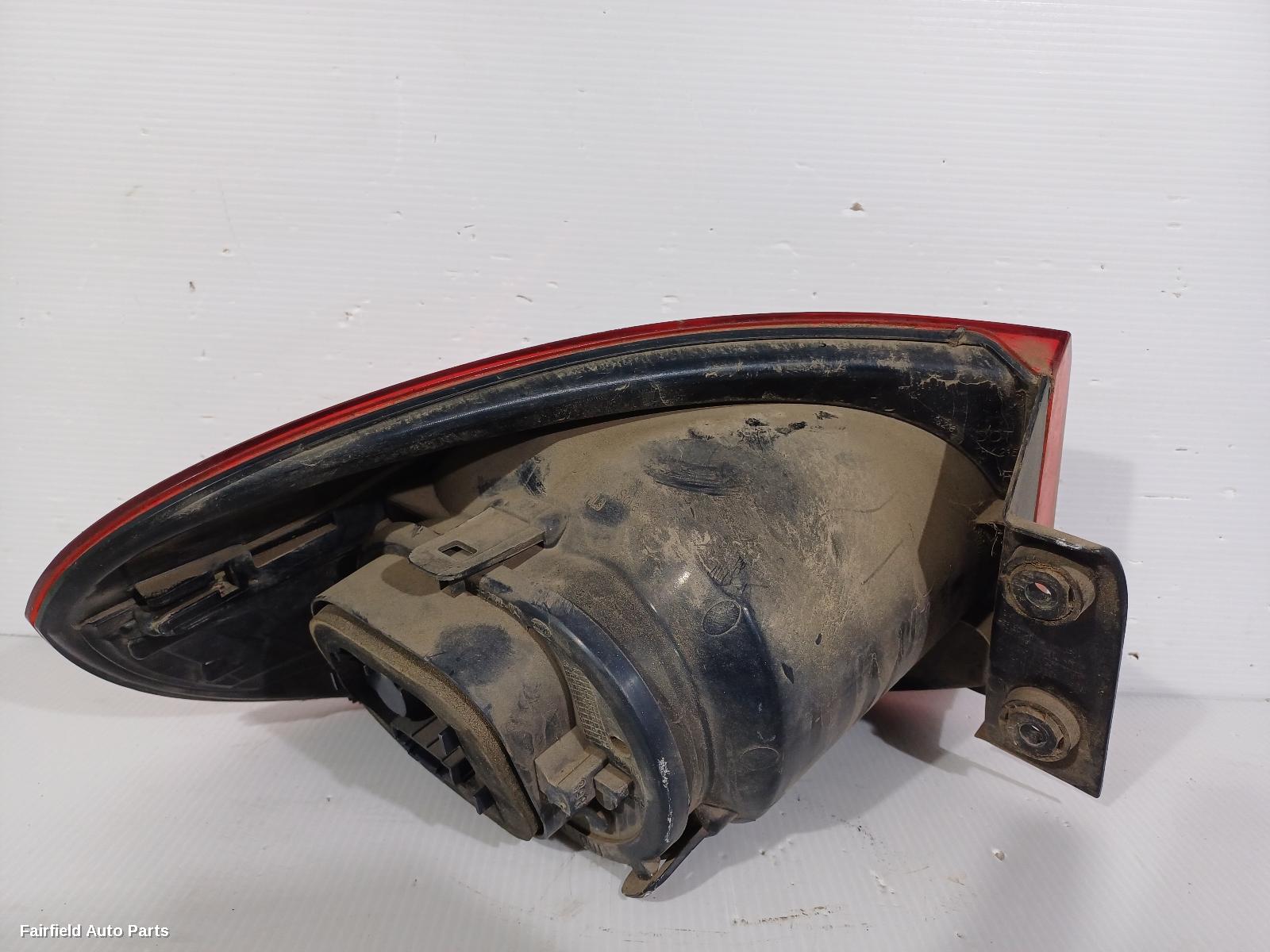 2008-2011 Volkswagen Tiguan Right Taillight