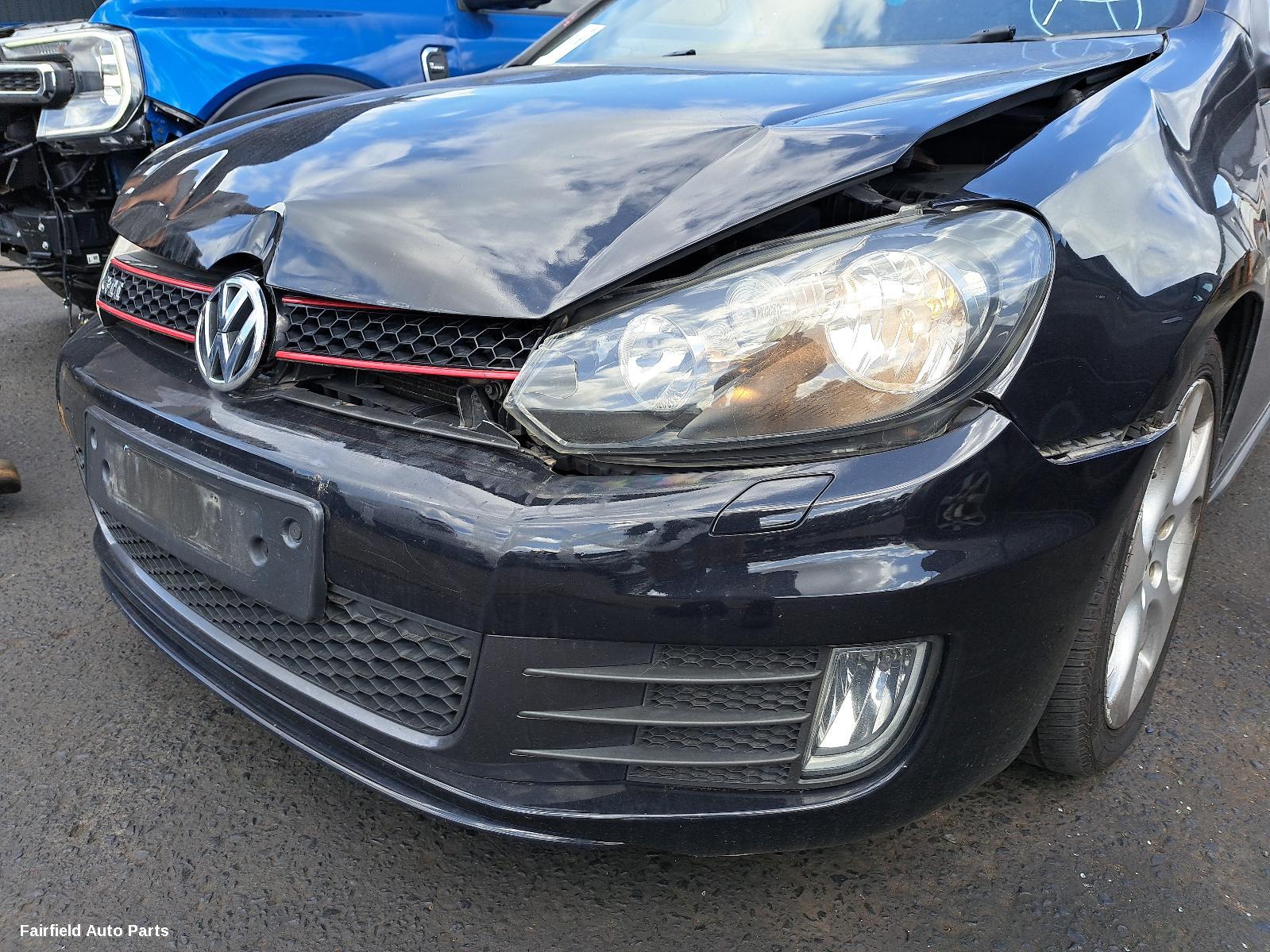 2013 Volkswagen Golf Left Indicator Fog Side