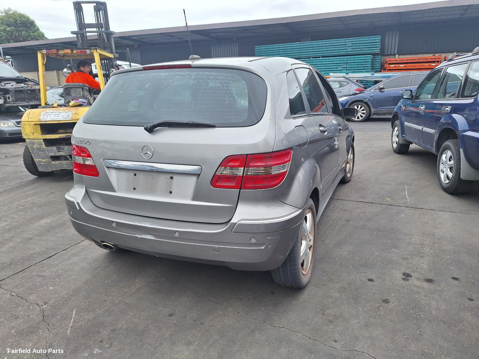 2007 Mercedes B Class Right Front Window Reg Motor