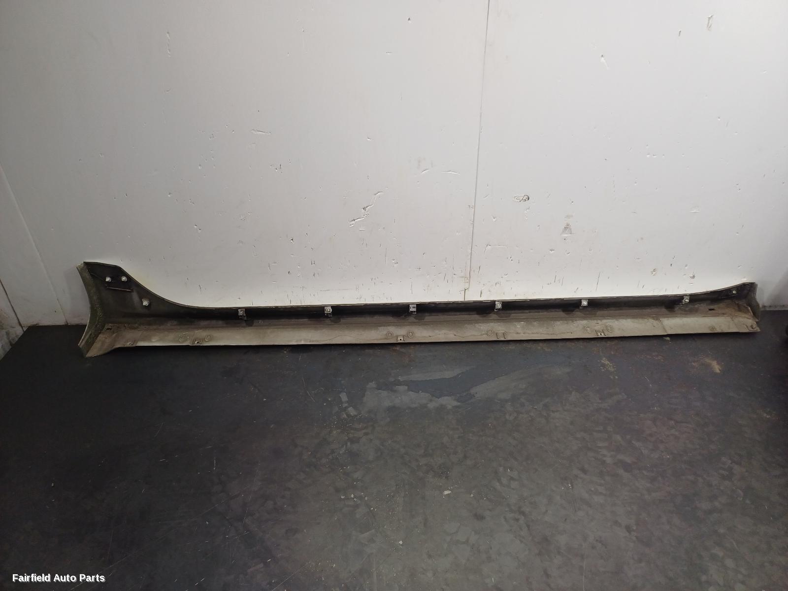 2007-2012 Mitsubishi Lancer Side Step Skirt