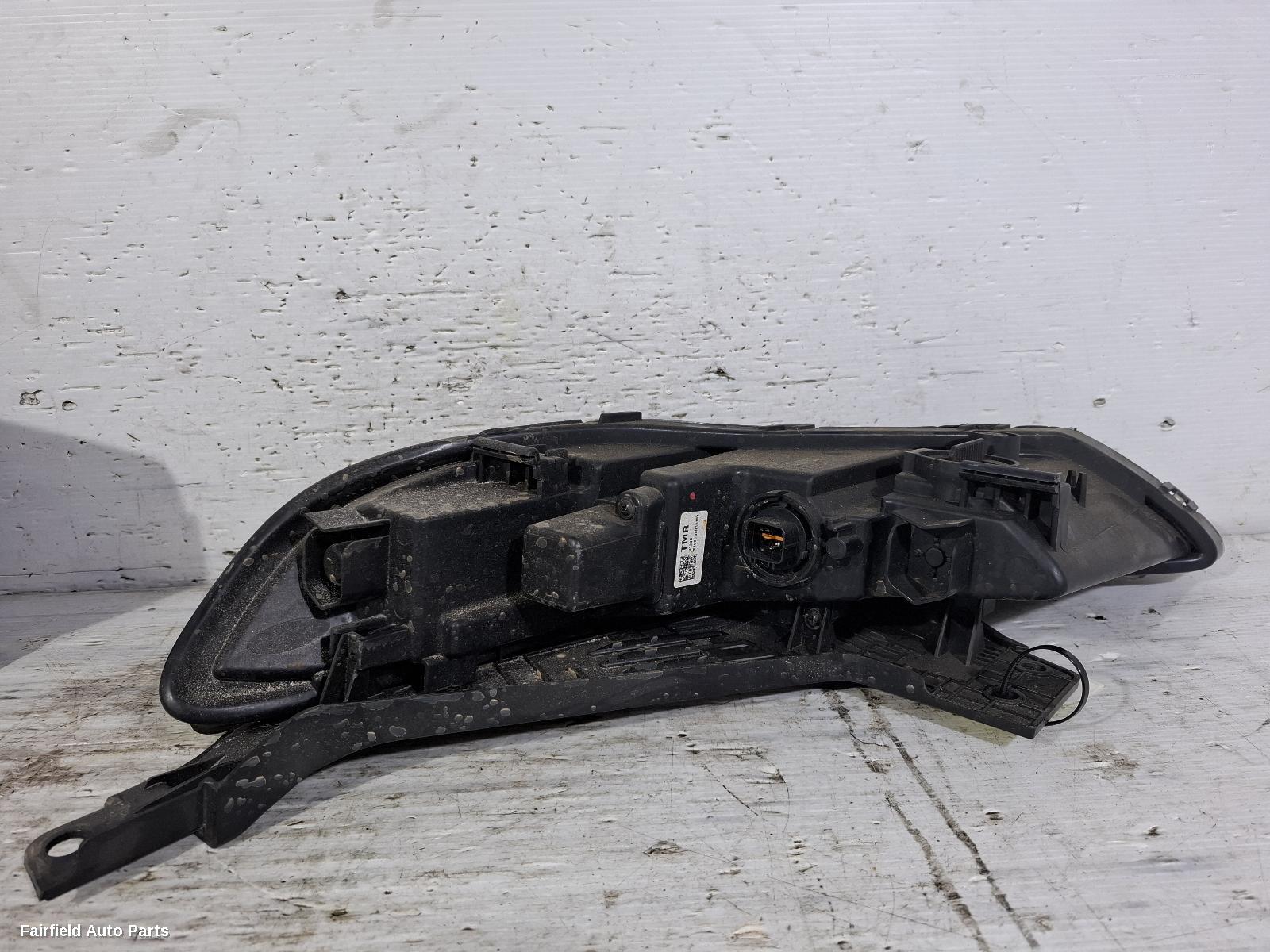 2018-2020 Hyundai Santa Fe Right Indicator Fog Side