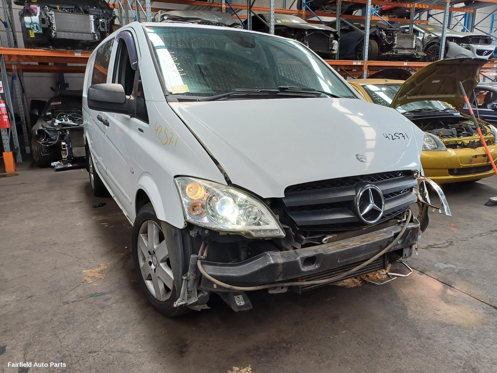 2013 Mercedes Vito Left Taillight
