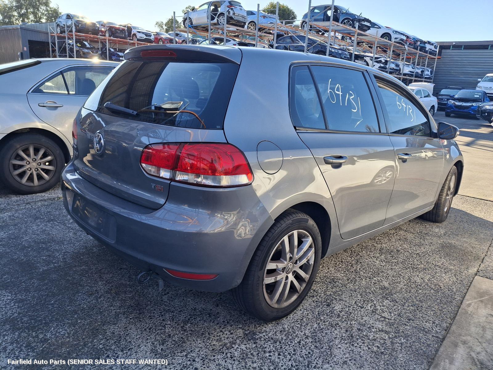 2009 Volkswagen Golf Air Cleaner Box