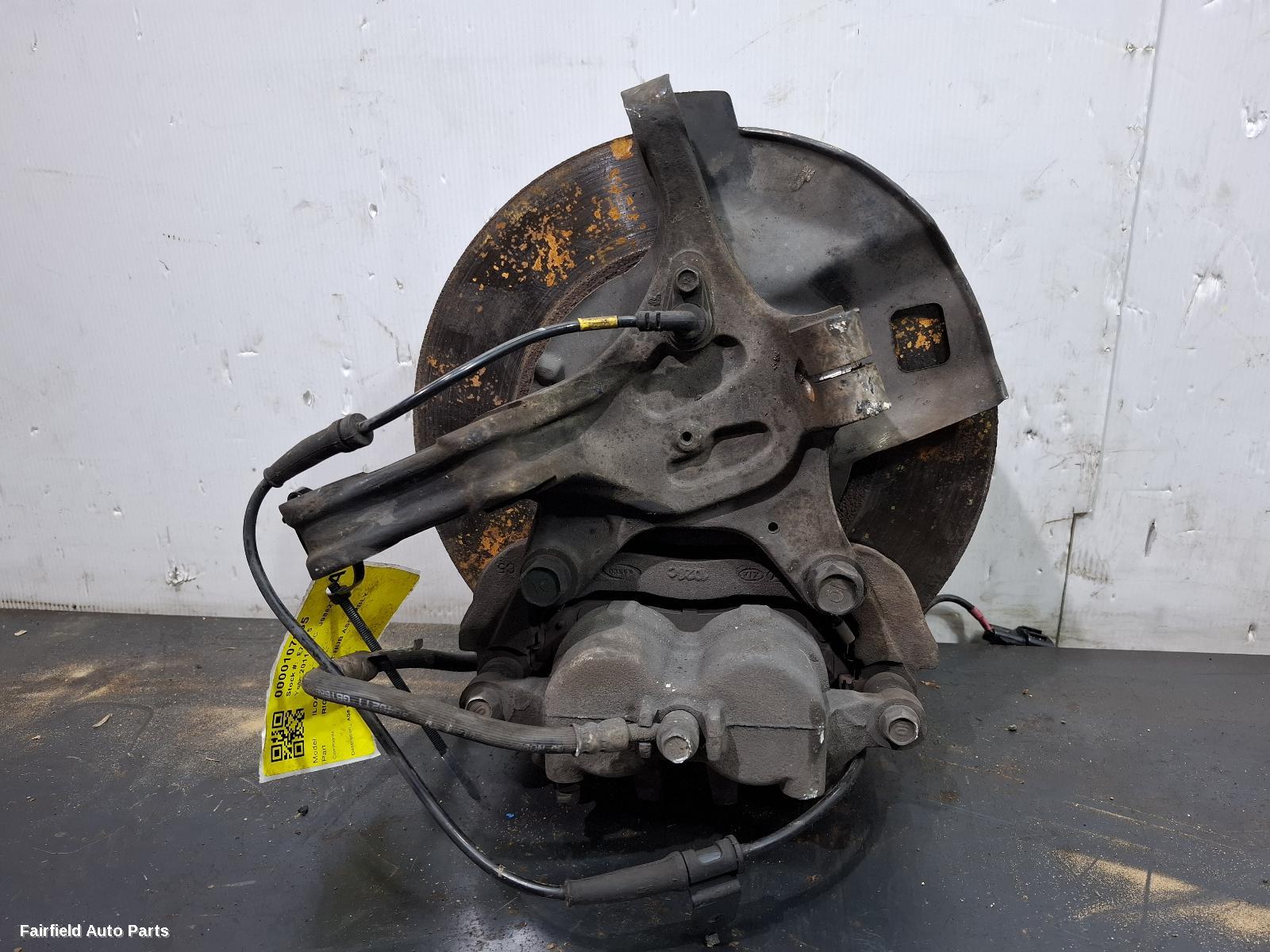 2007-2021 Hyundai Iload/imax Right Front Hub Assembly